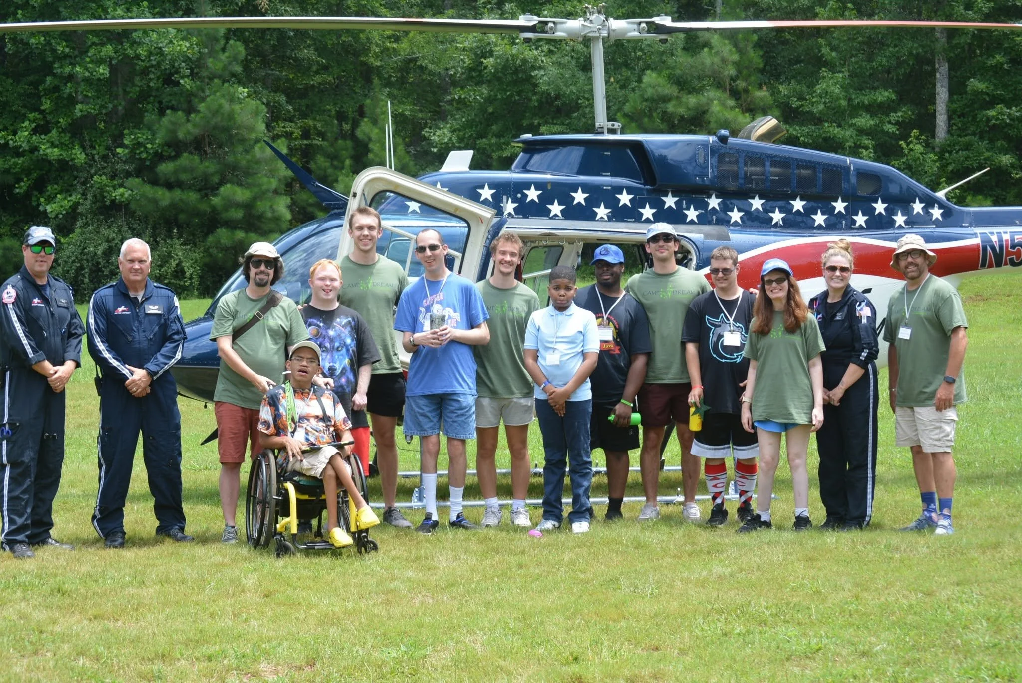 helicopter-visits-disability-kids.jpg