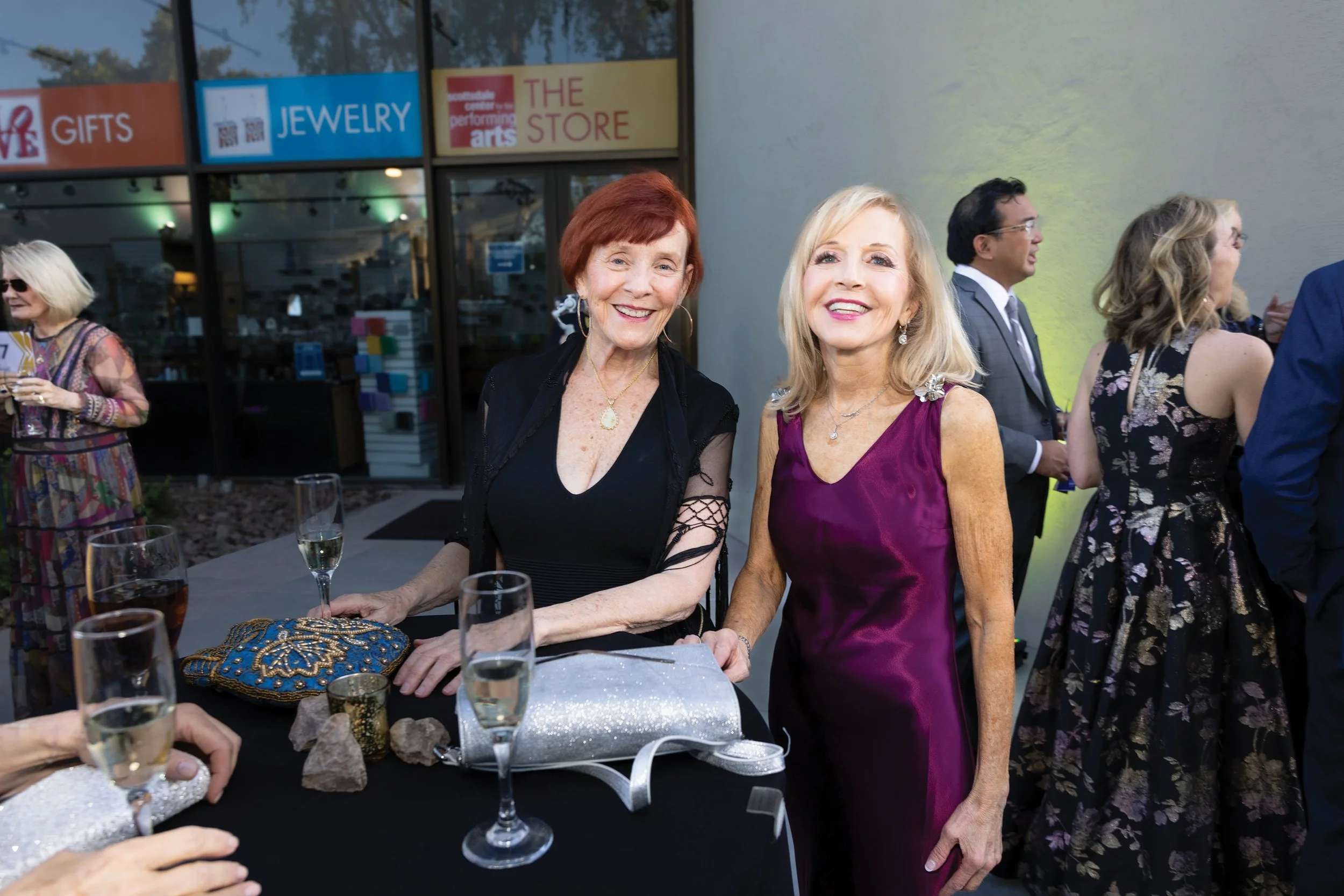 ARTrageousGala-4.jpg