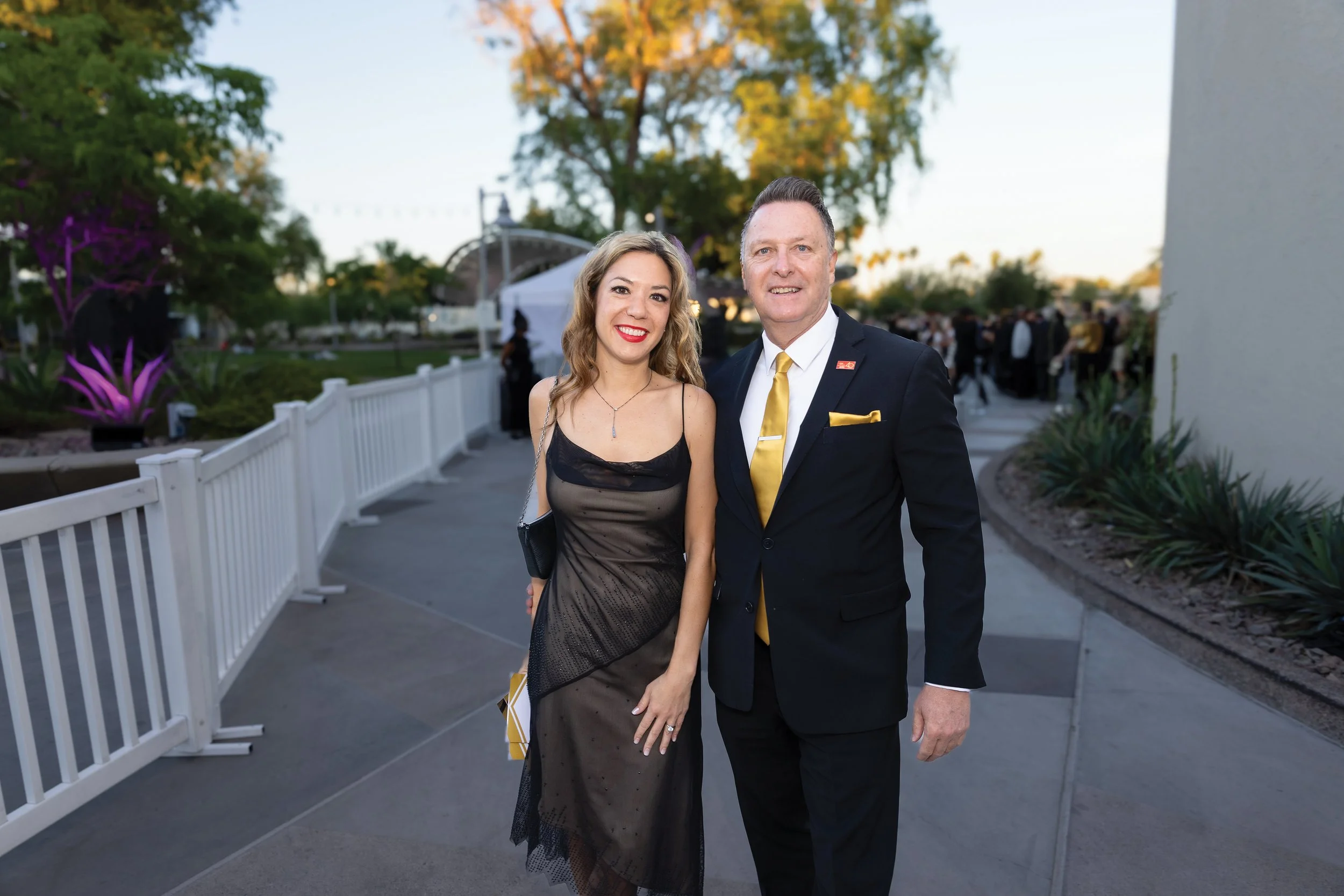 ARTrageousGala-13.jpg