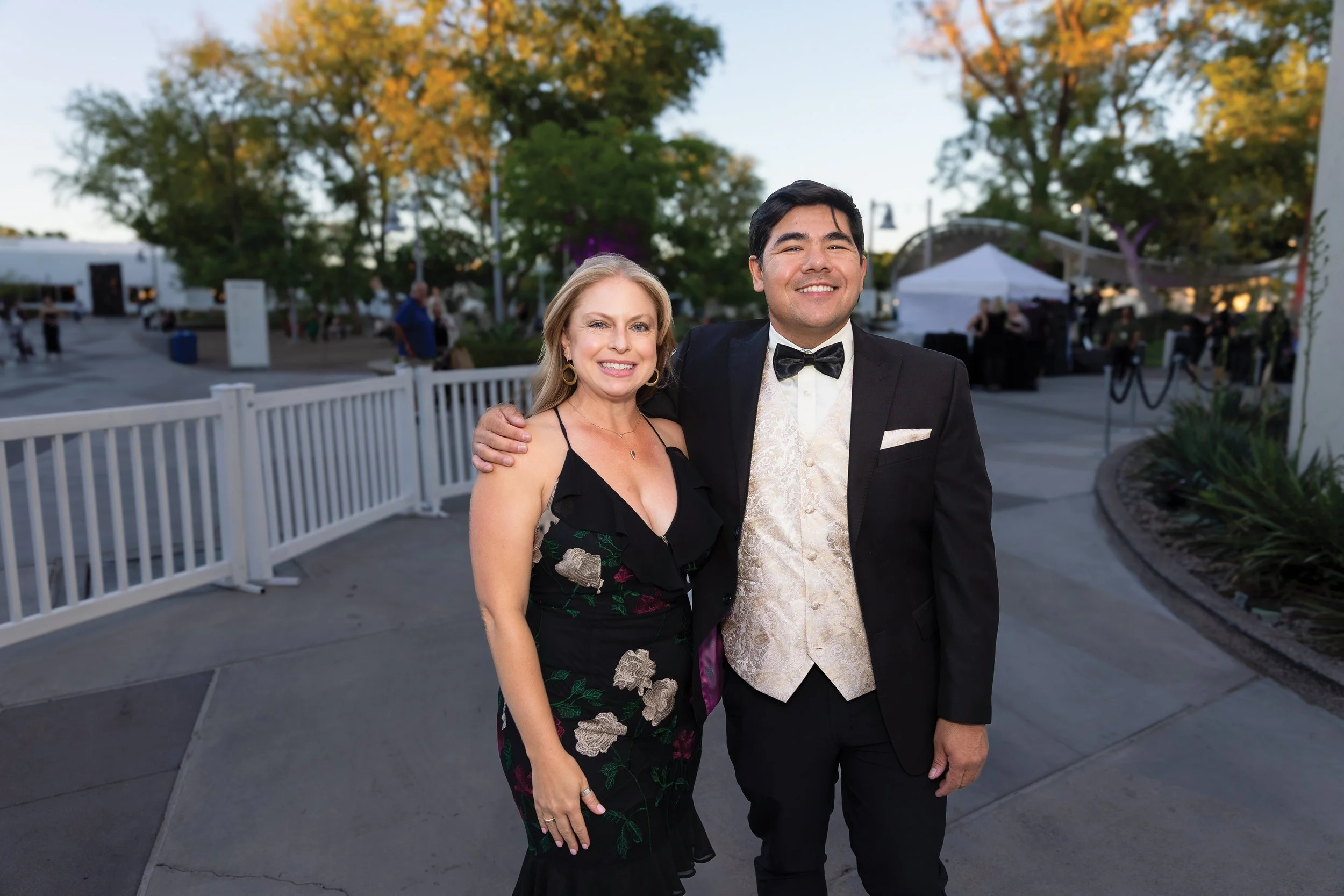 ARTrageousGala-15.jpg
