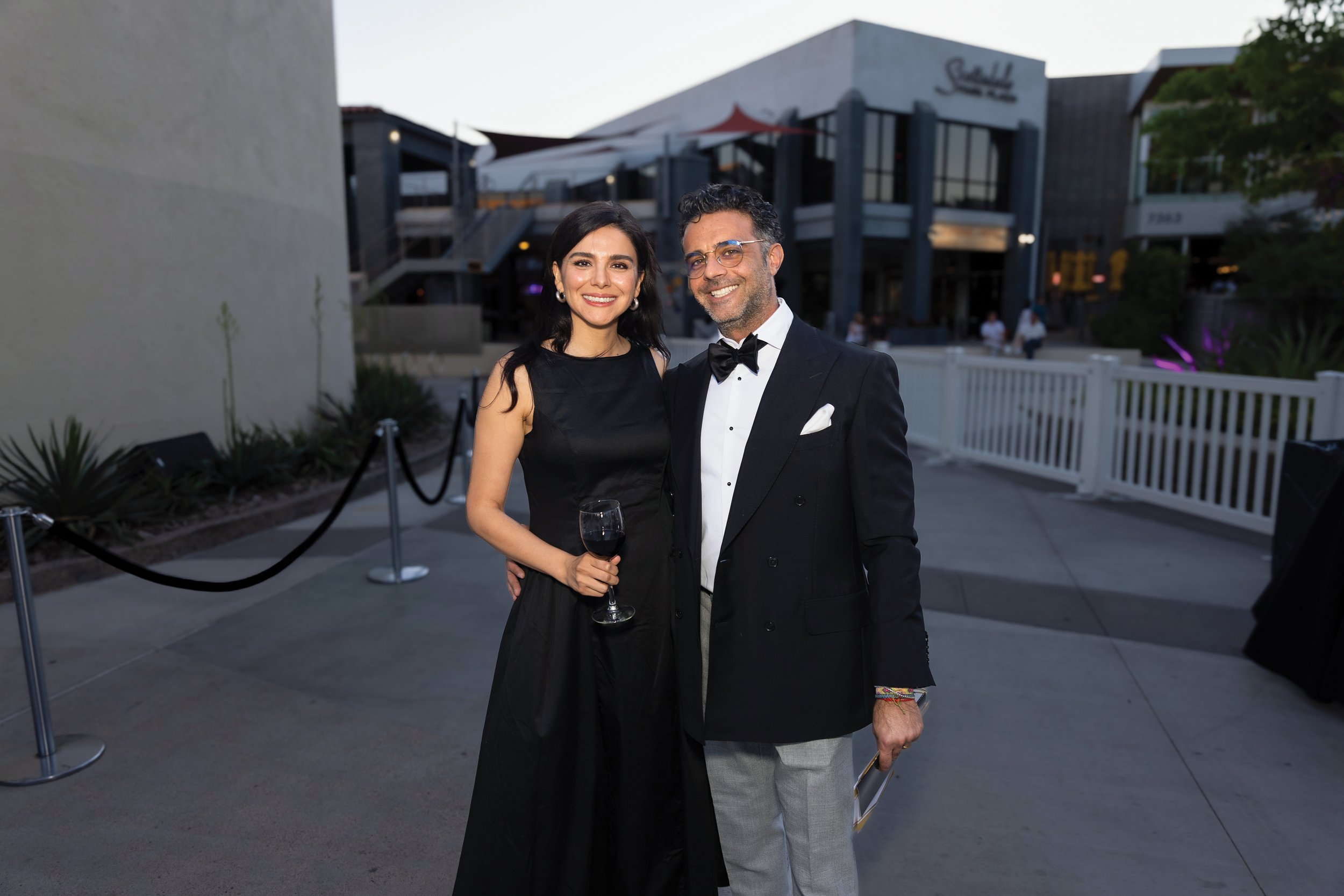 ARTrageousGala-19.jpg