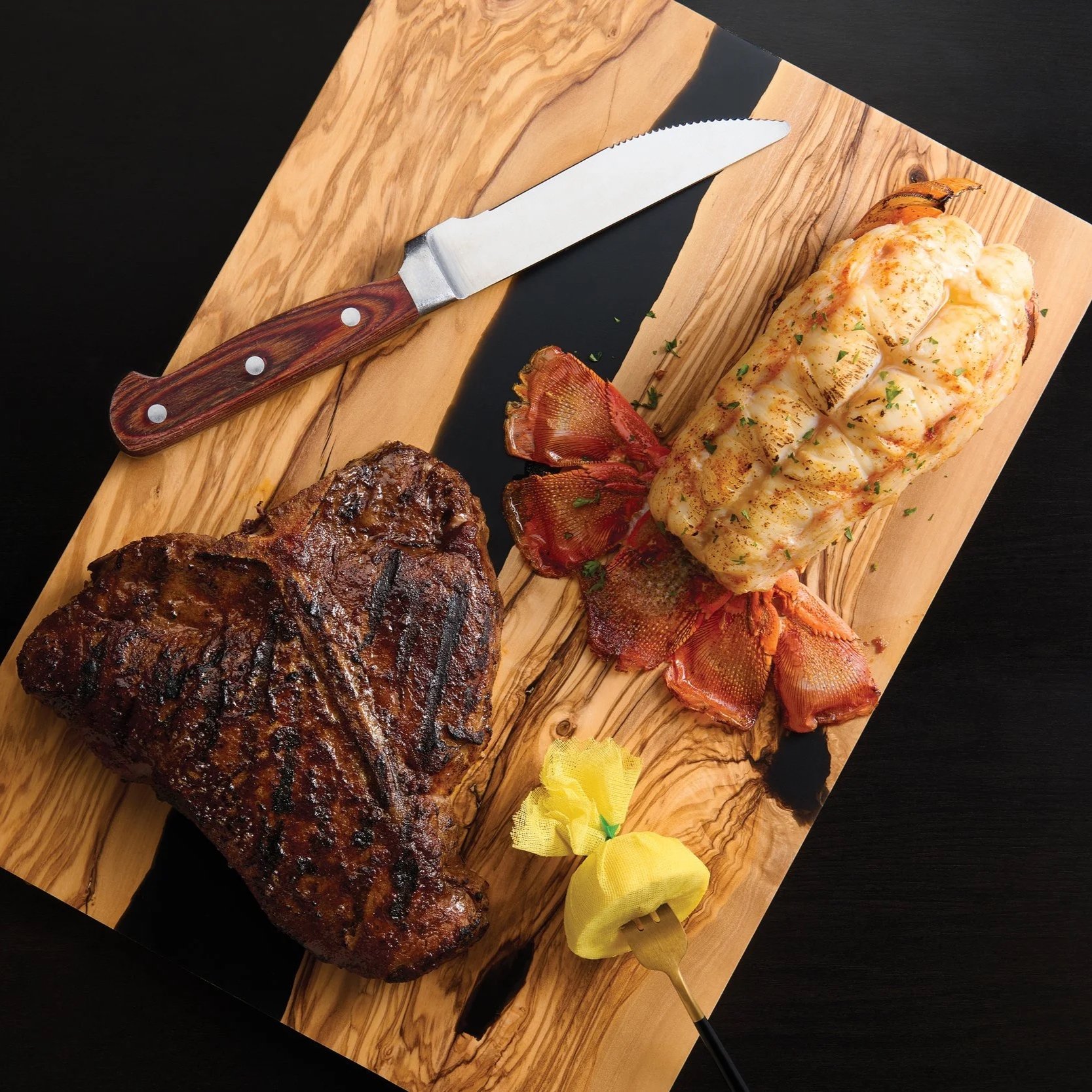 Porterhouse+%26+Lobster+Tail.jpg