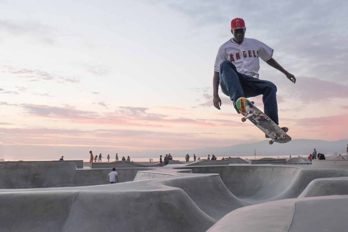  Venice Beach skateboarder 