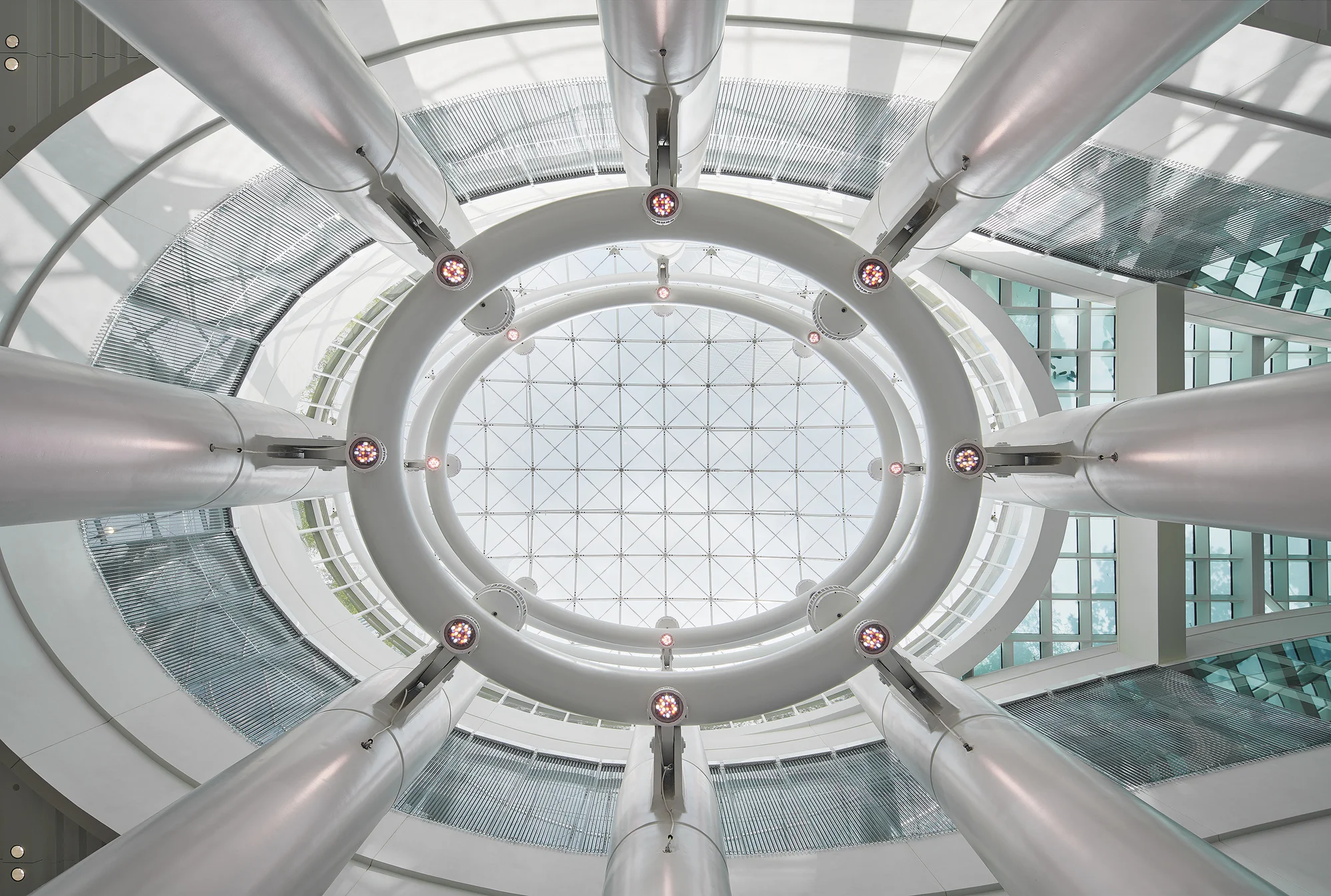 SalesForce Transit Center- Pelli Clarke Pelli Architects- San Francisco, CA