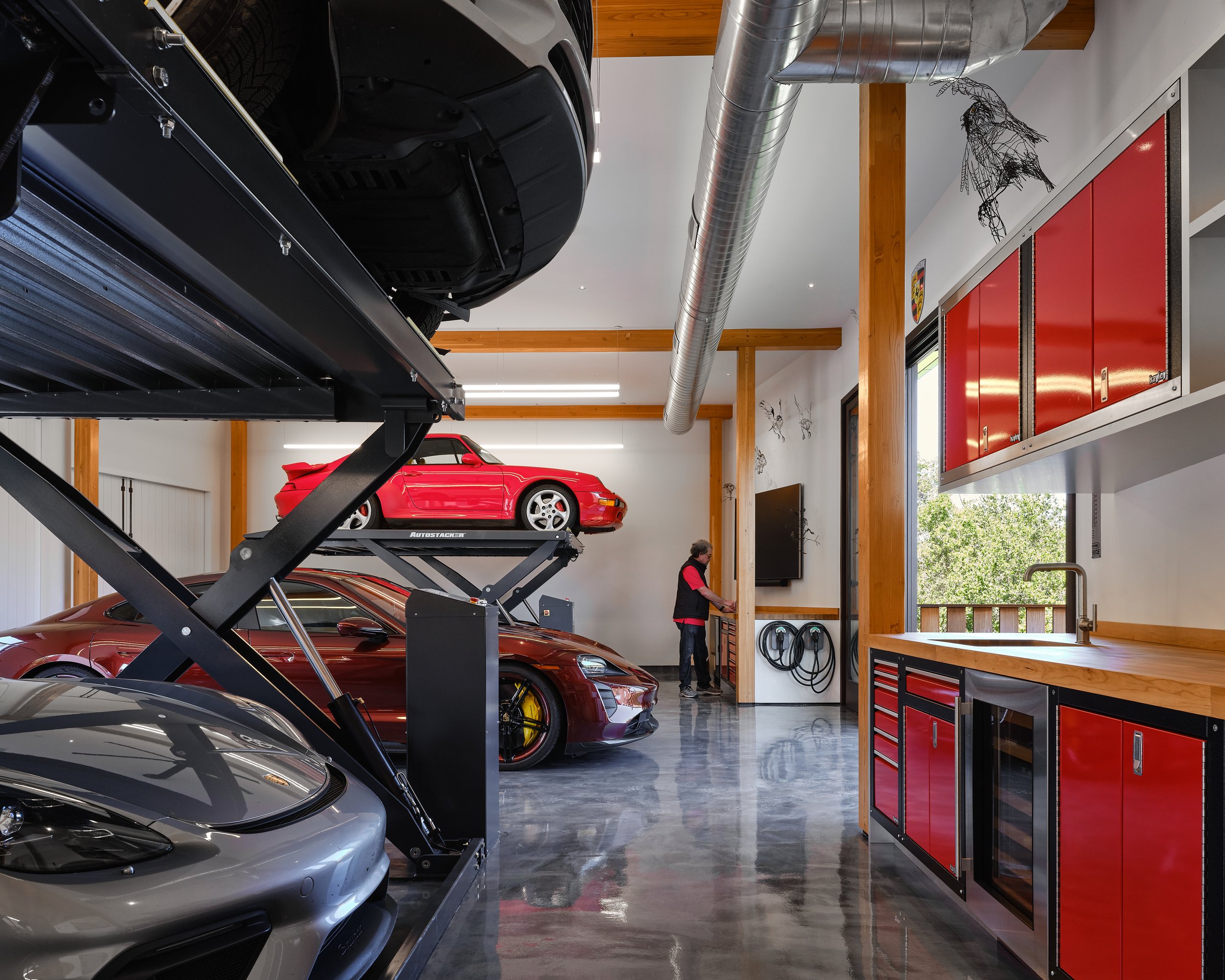 IBV_Porsche-Barn__1190.jpg