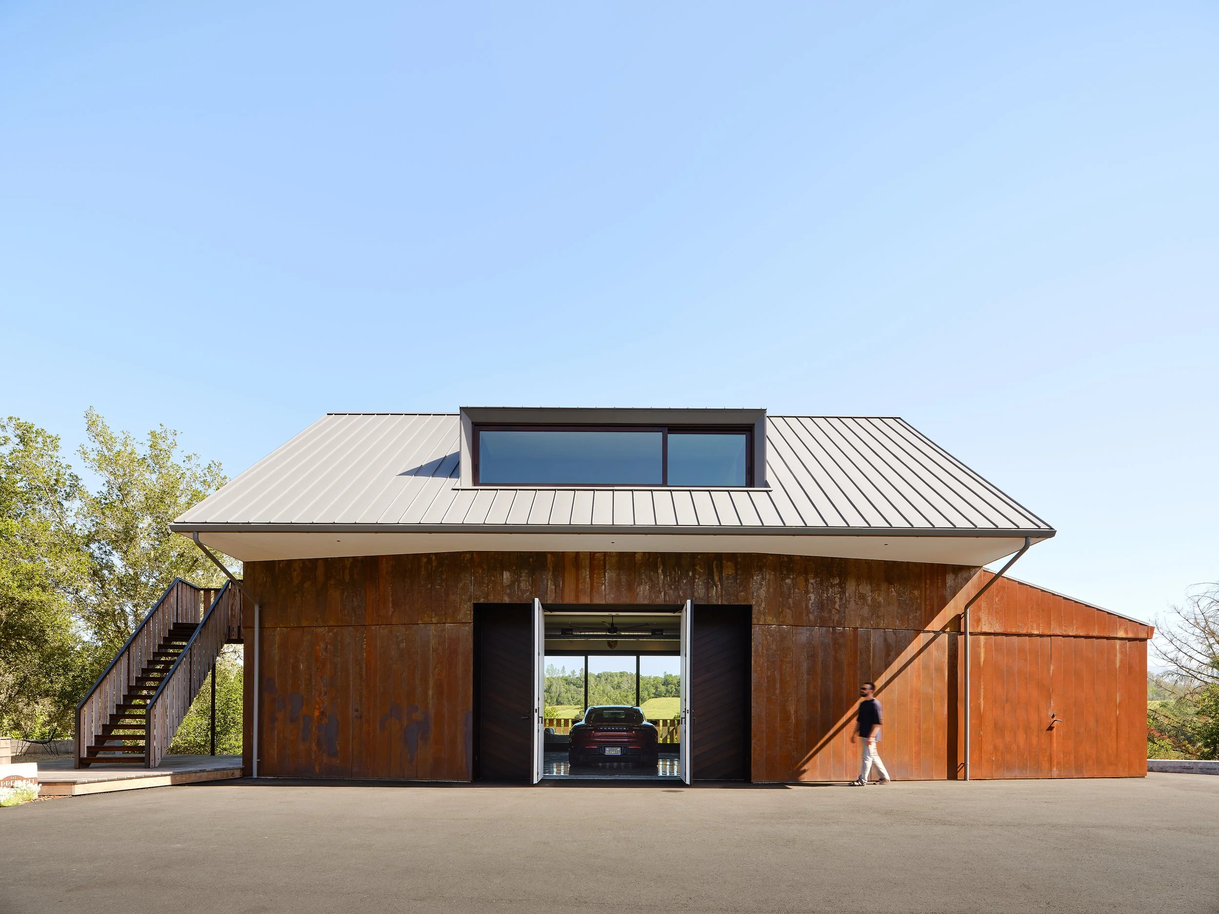 IBV_Porsche-Barn__1073.jpg