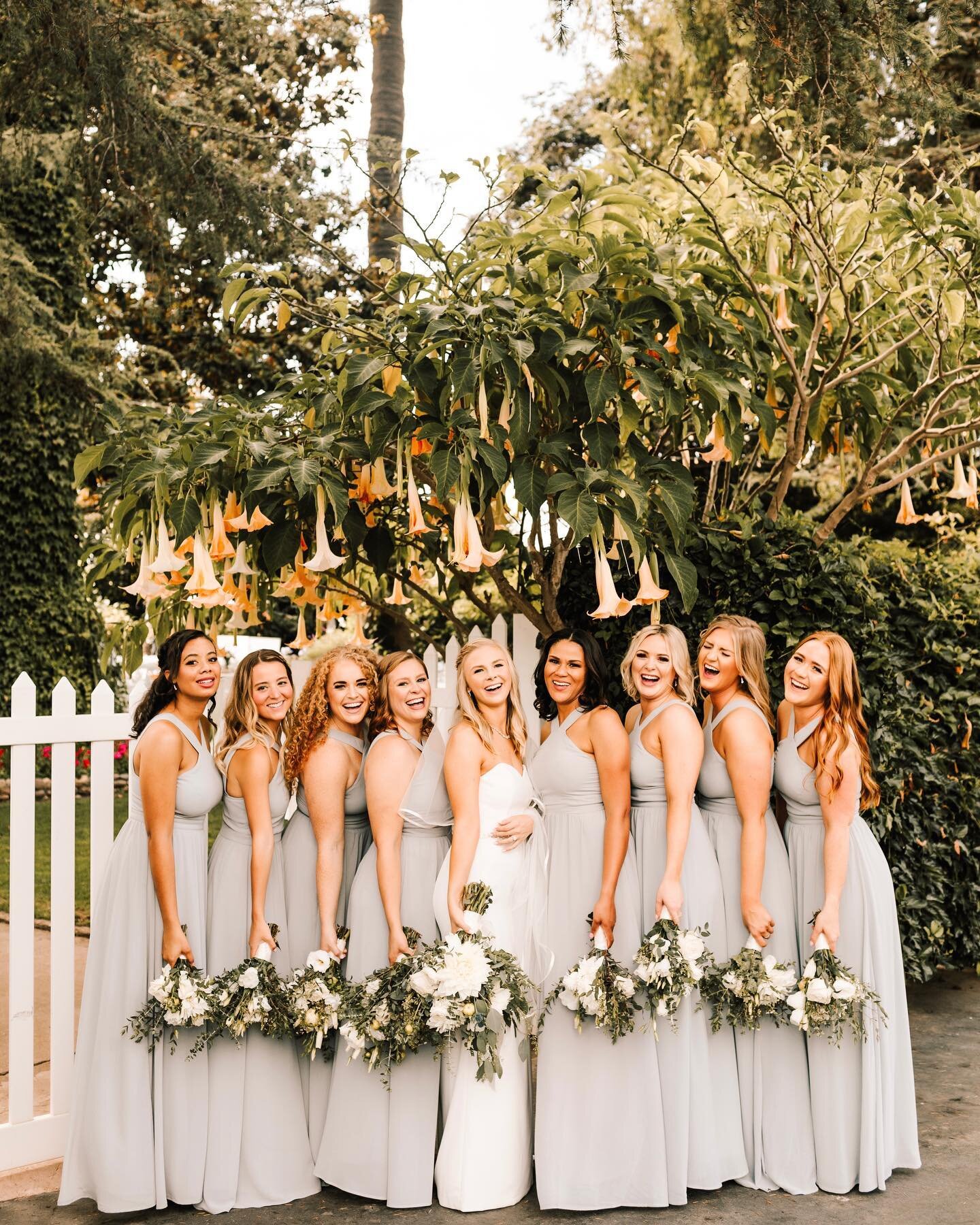I&rsquo;m fashionably late for my International Women&rsquo;s Day post 😅 Thankfully, it&rsquo;s always a good time to share photos of my brides and some of their favorite ladies 🙌🏻