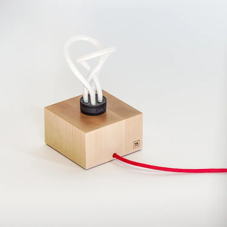 Lamp no. 1 non-slip table lamp