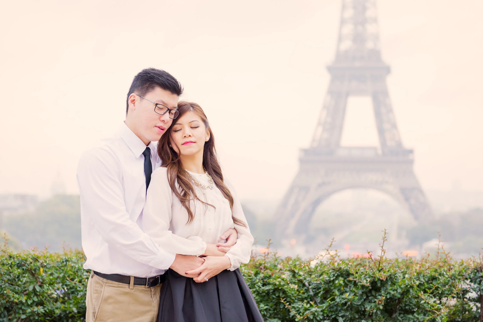 Honeymoon Photoshoot in Paris.jpg