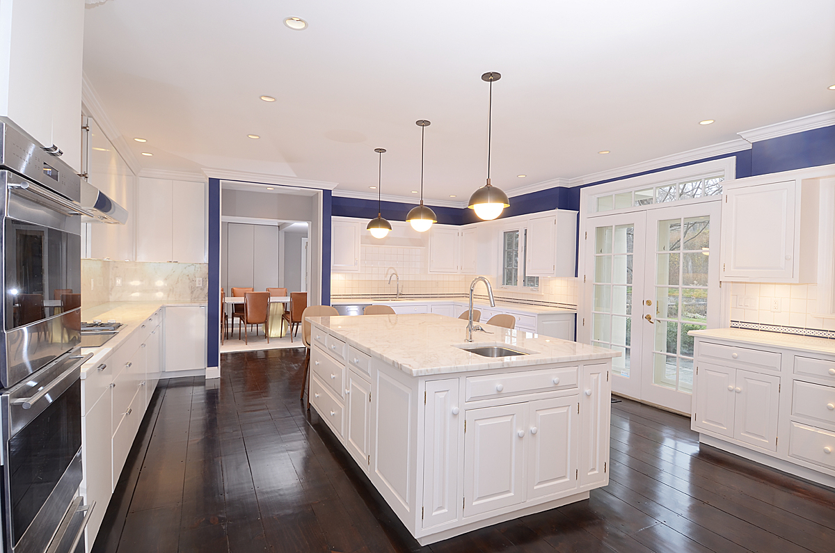 Dark Wood Kitchen Floors A Modern And Classic Look