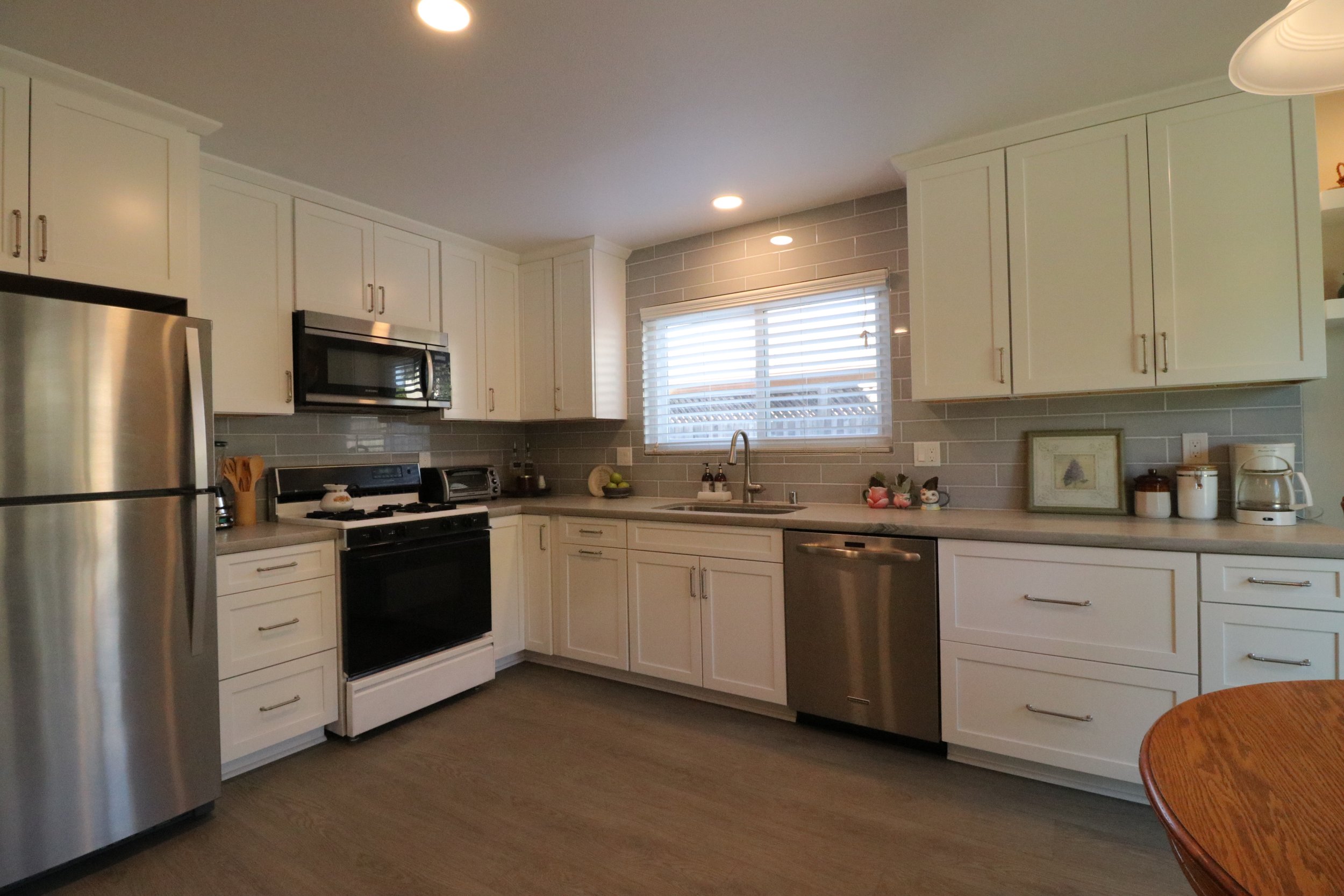kitchen 5.JPG