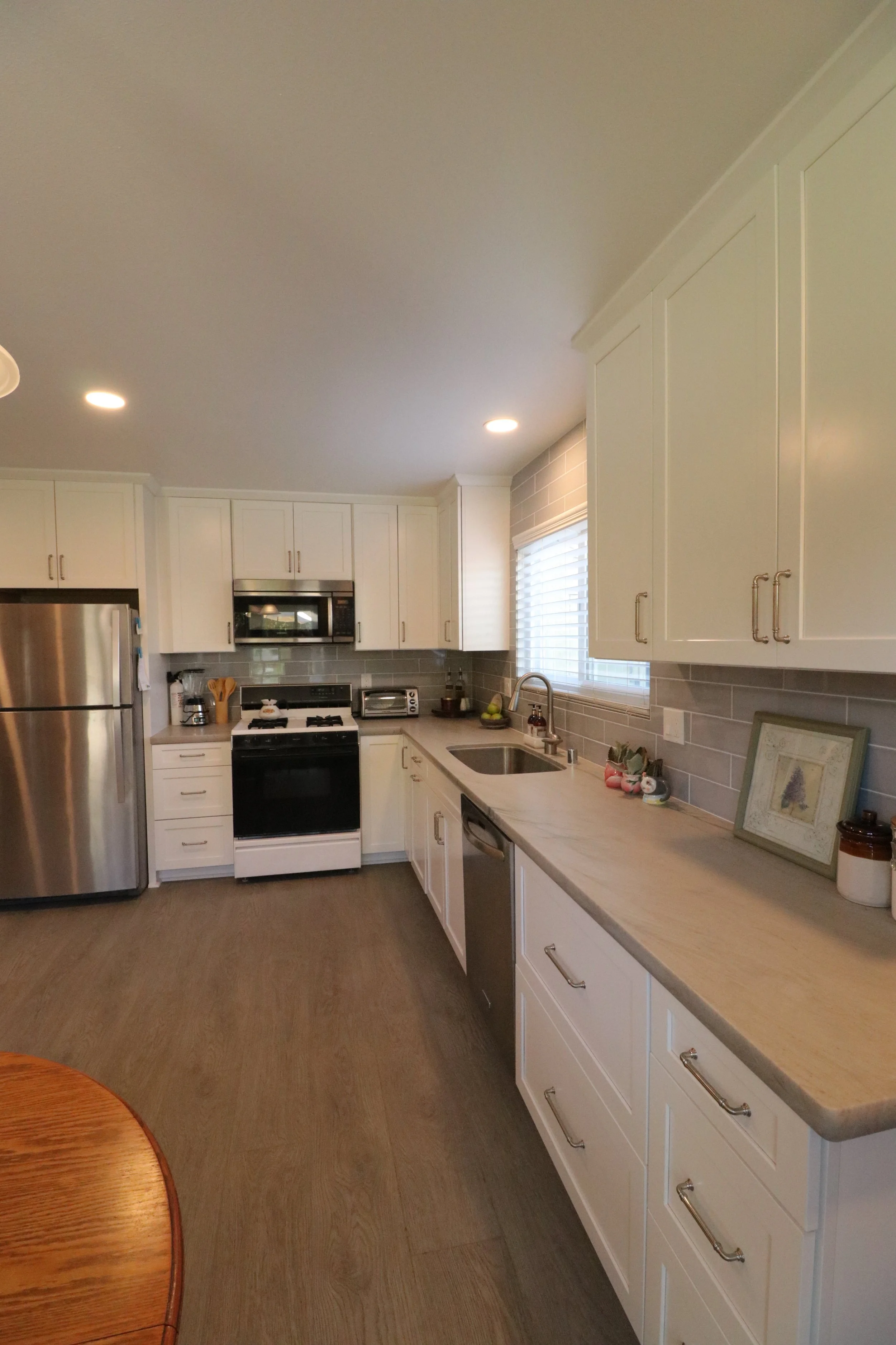 kitchen 10.JPG