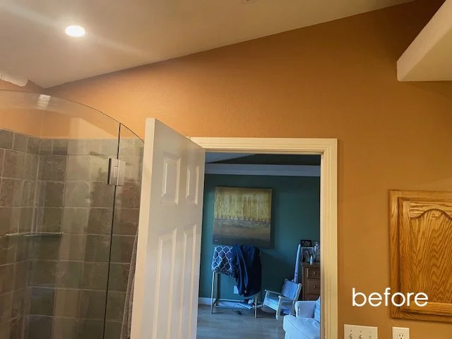 bathroom before 3.jpg