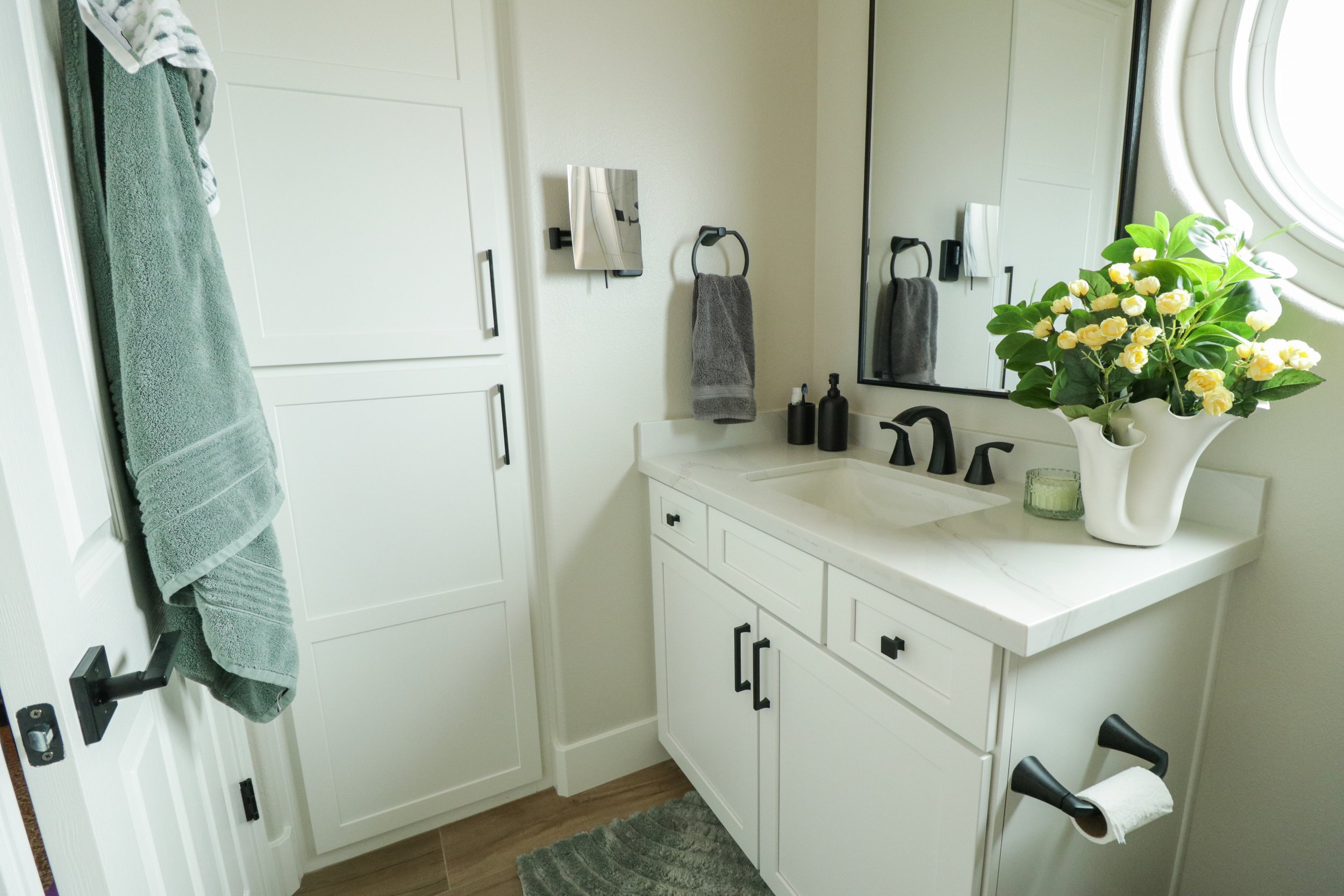 tub to shower after 8.jpg