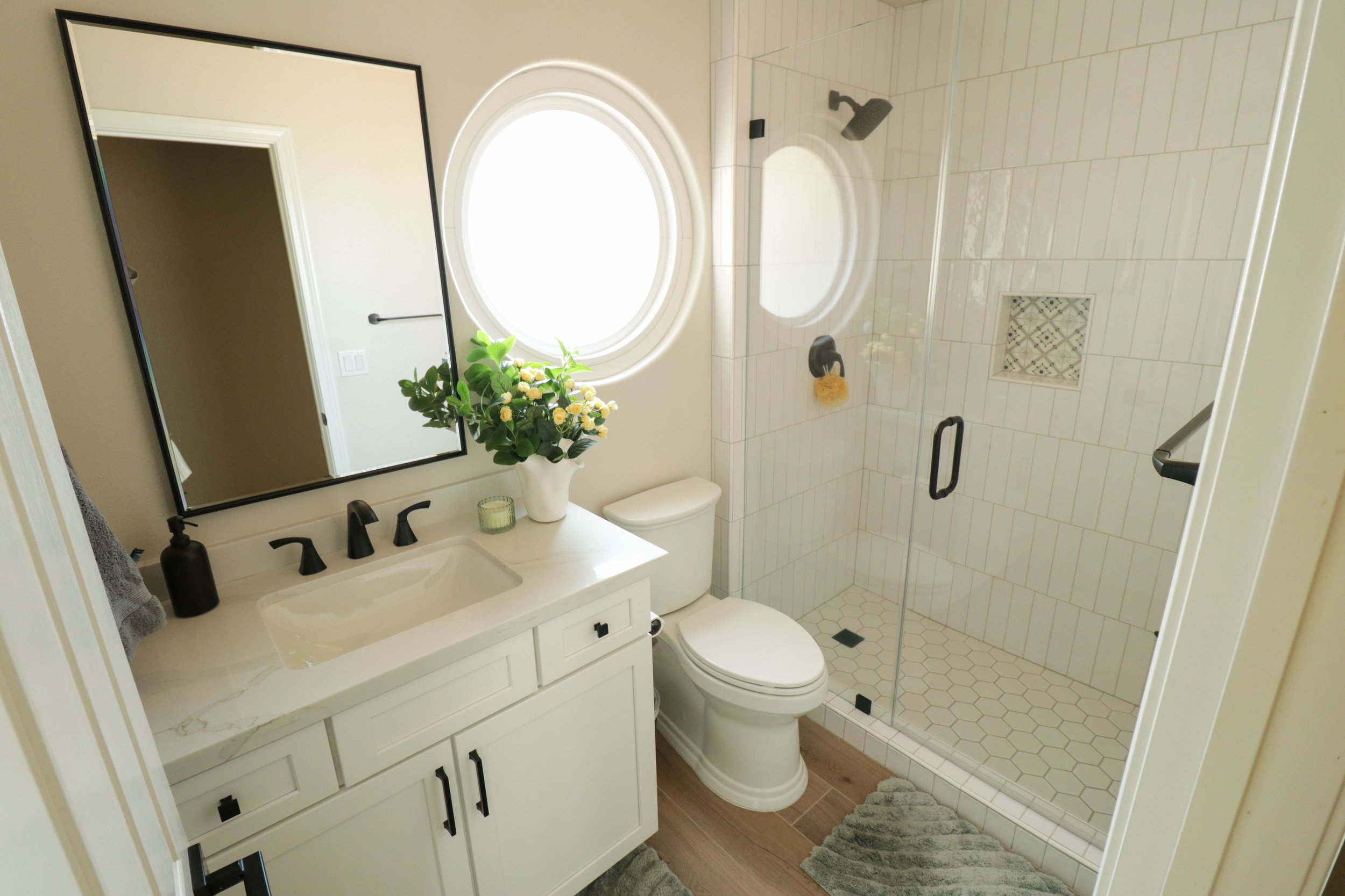 tub to shower after 2.jpg