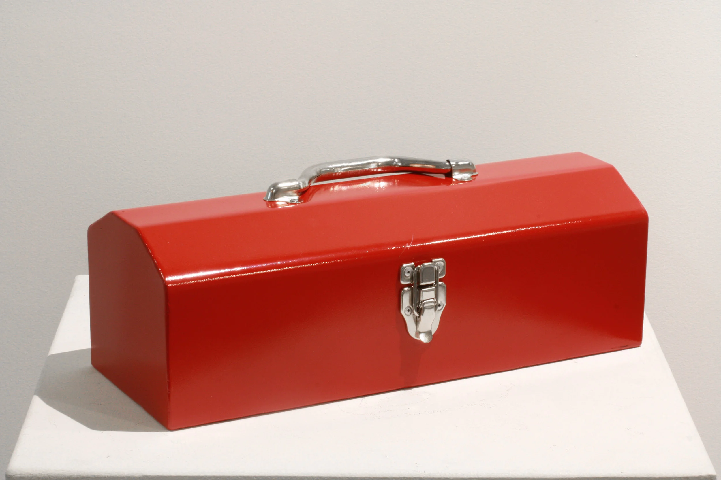 RED TOOLBOX, FULL? TIG welded 18ga. Cold rolled steel sheet, spray paint & nickel-plated hardware / 2017