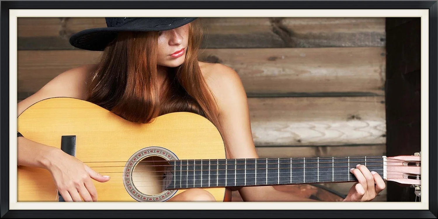 Girl_with_guitar1920x1200.jpg