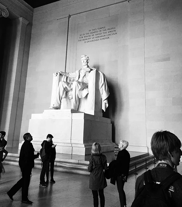 lincoln-memorial-Kanuga-600.jpg