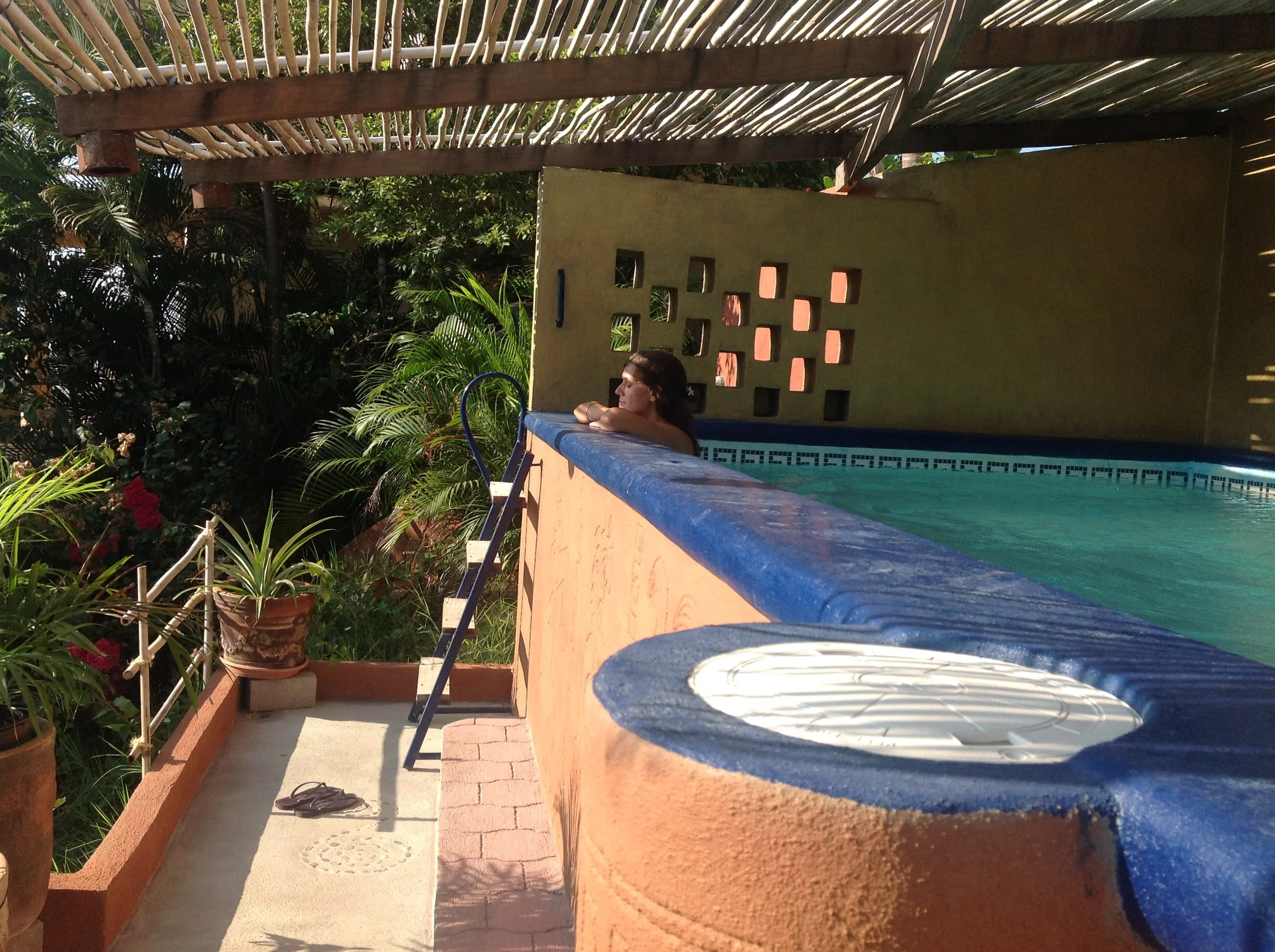 HOTEL PLUNGE POOL