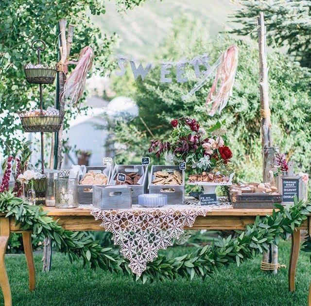Wedding of Landon & Hallie Hyde | Photo: @kimjpratt Product Used: Cake Donut Holes , House Cookies