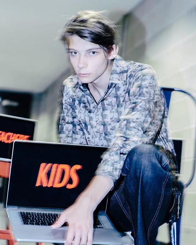 Editorial work 【Floor B-oy】for @bullettmagazine 🙋🏻&zwj;♂️✨
.
.
.
.
#production @studio_dot_comme 
#artdirection @x_2_y 
#photography @franiese 
#photographyassistant @adasun__ 
#styling @xiaoyu__chen 
#grooming @laimakesup 
#modeling @whathappenedt