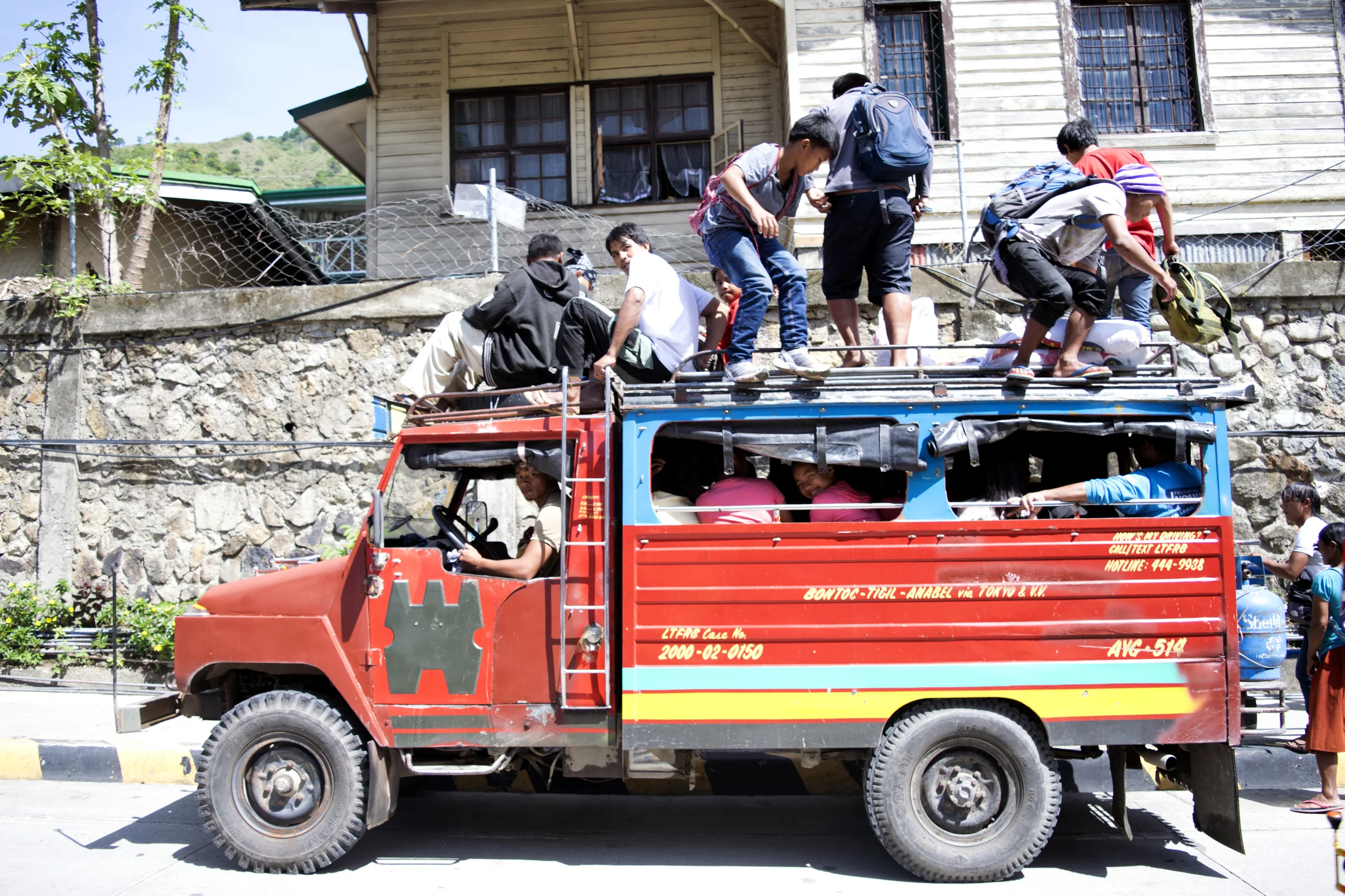 A Cultural Staple: Filipino Karaoke
