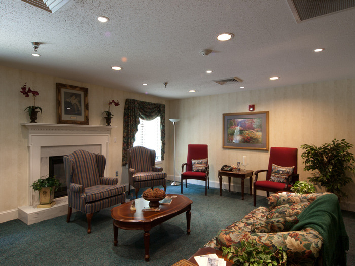 fireplace lr 2.jpg