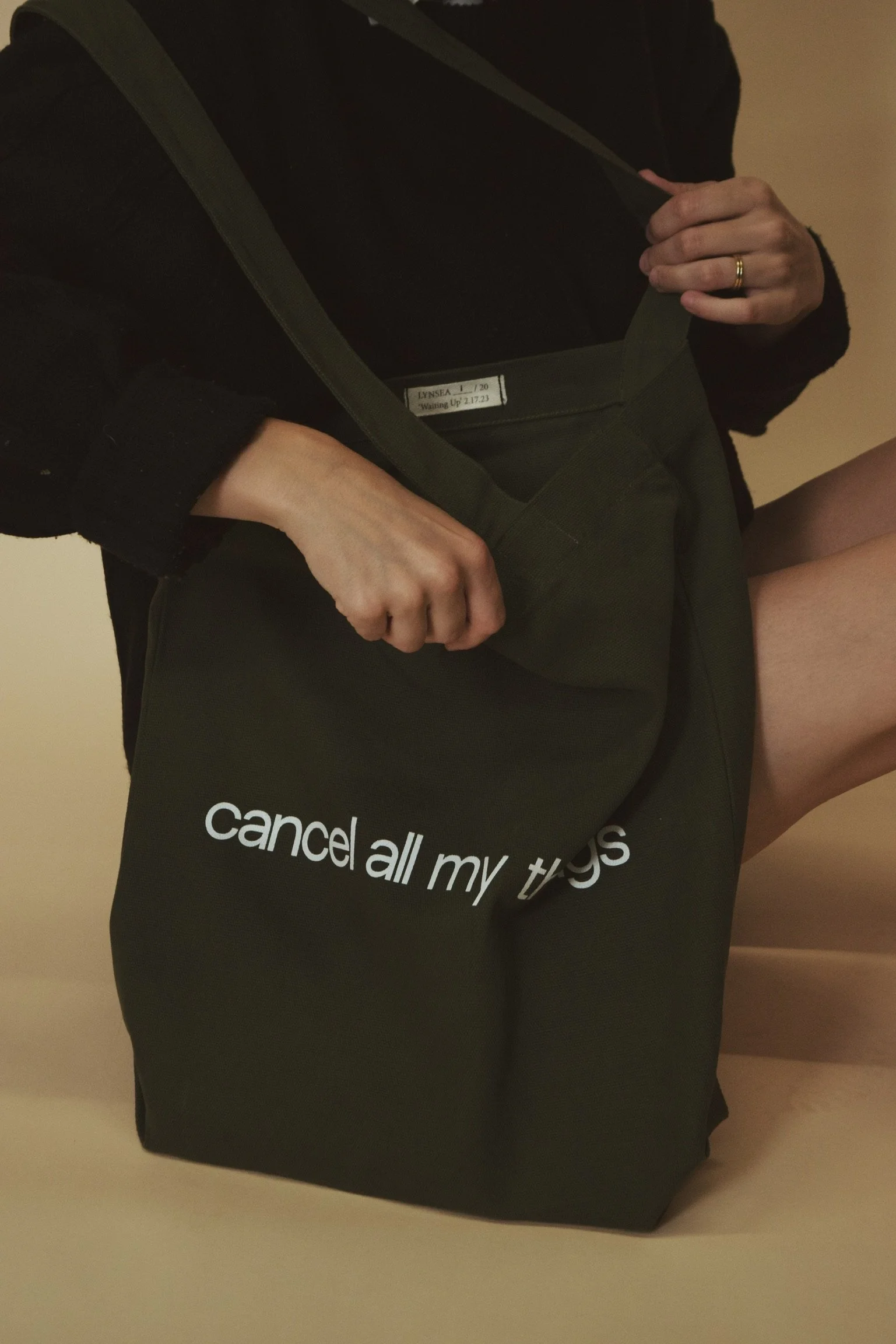 WU tote bag-15.jpg