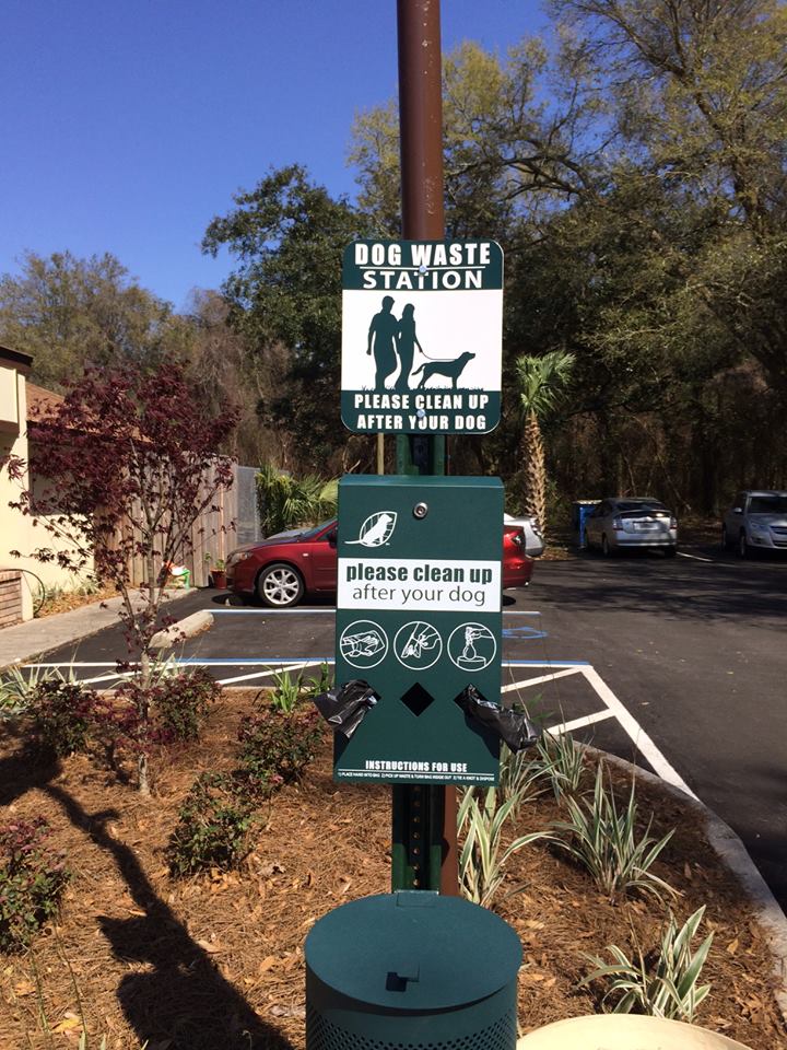 Pet Cleanup Station