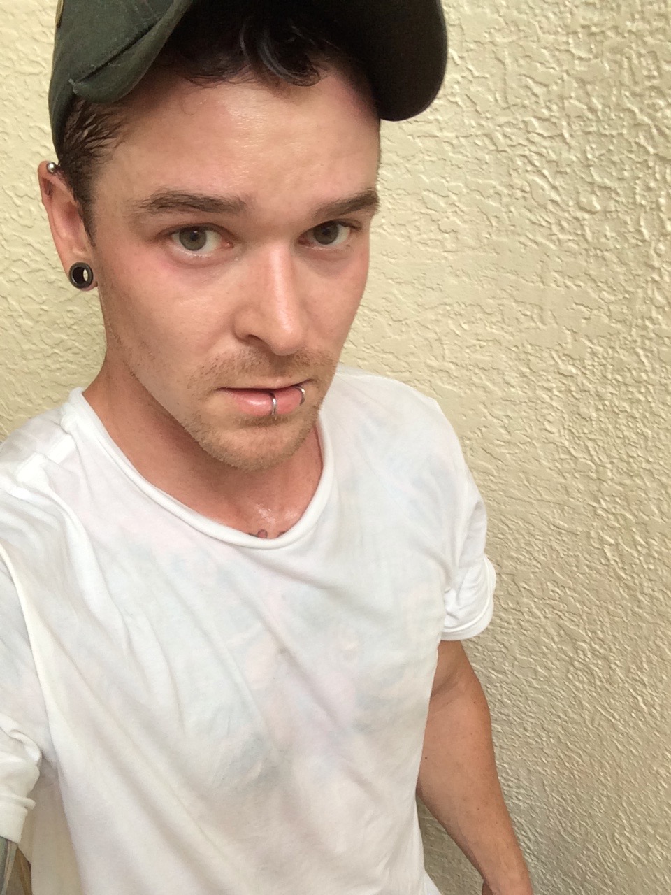 Sweaty 5th floor summer walkups