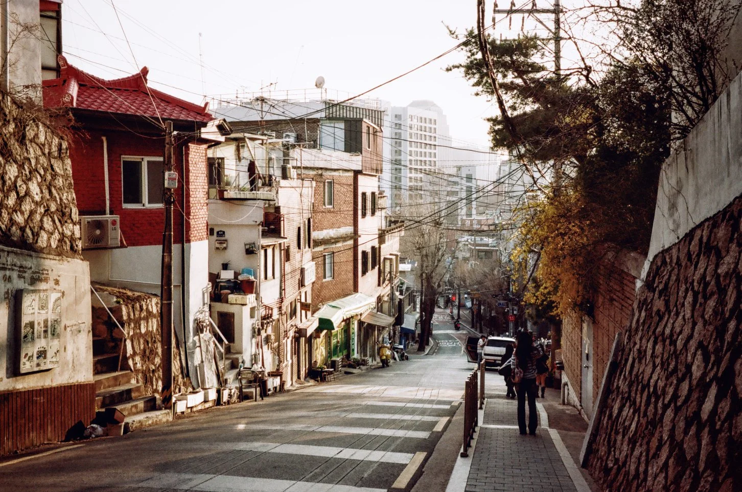 Sunset street in the old part of Seoul.
