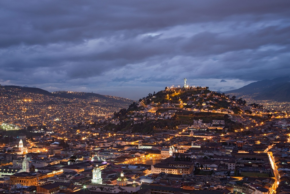 Quito+at+Night.jpg
