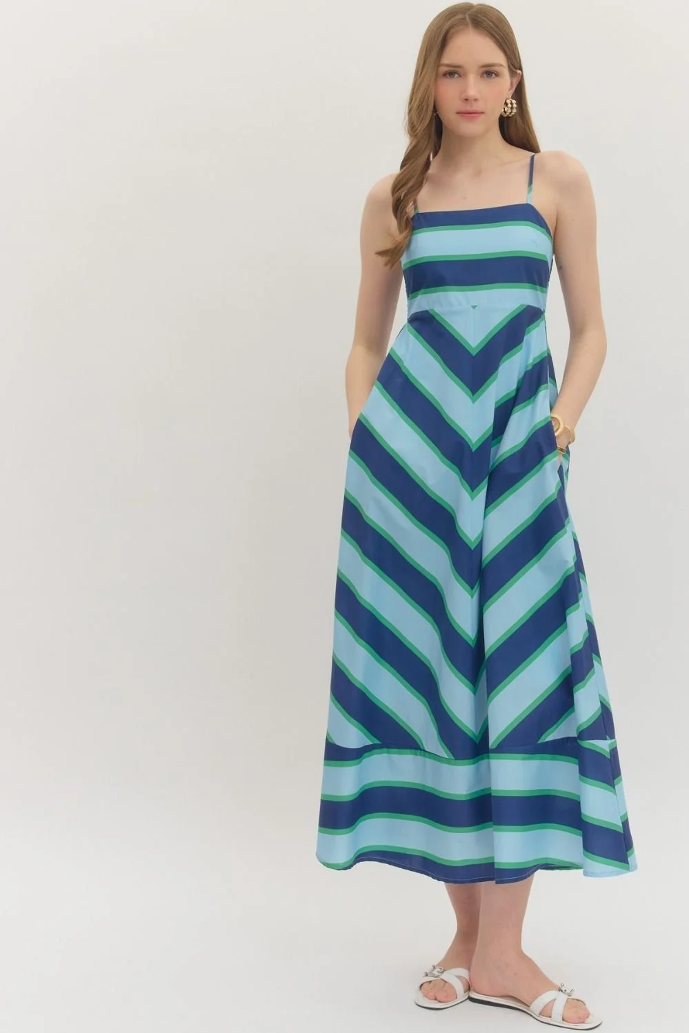 entro_fashion_dress_d30812_020526_0028_1.jpg