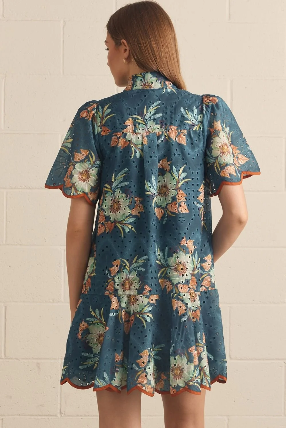 entro_fashion_dress_d29501_060526_0016.jpg