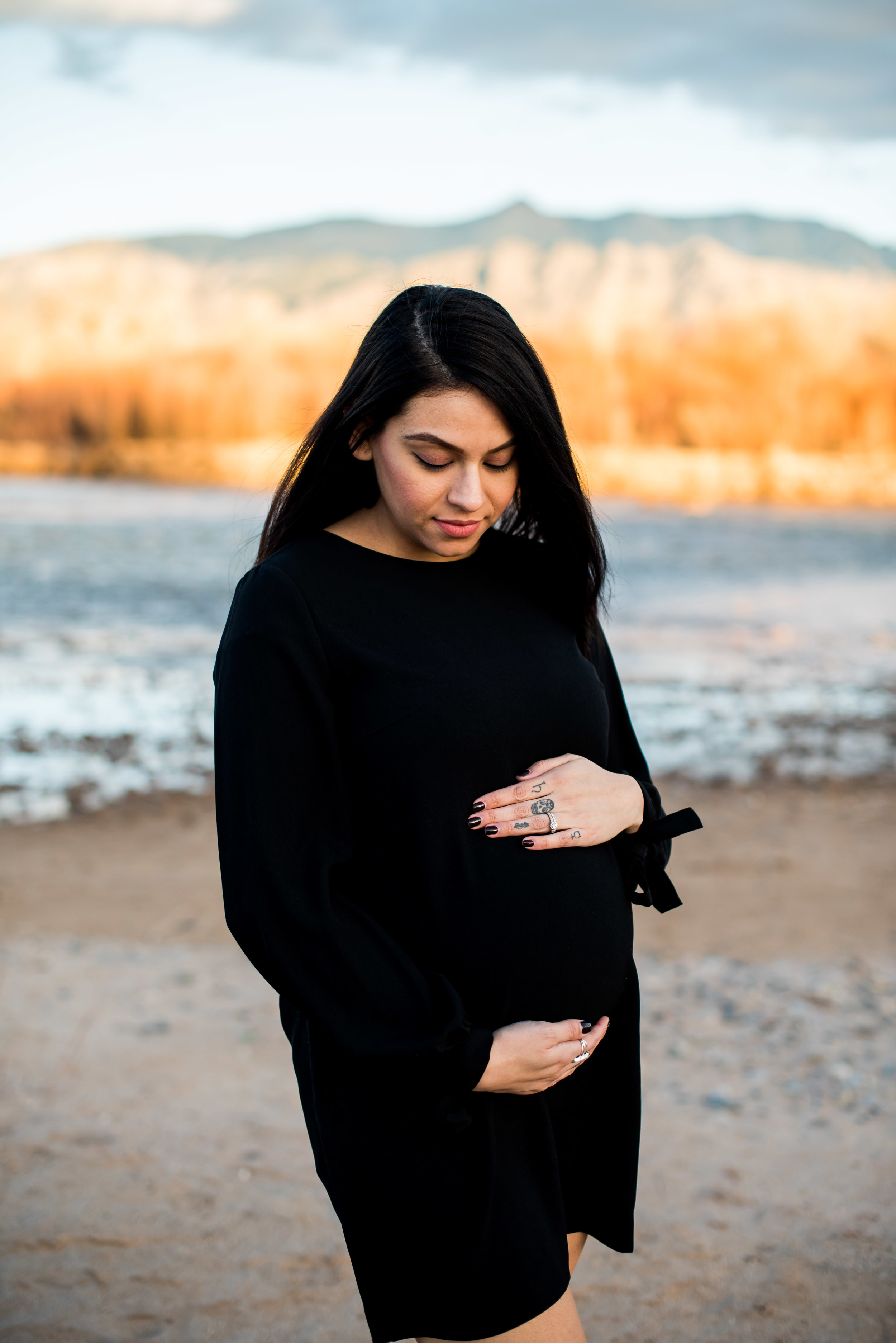 Maternity Photographer 