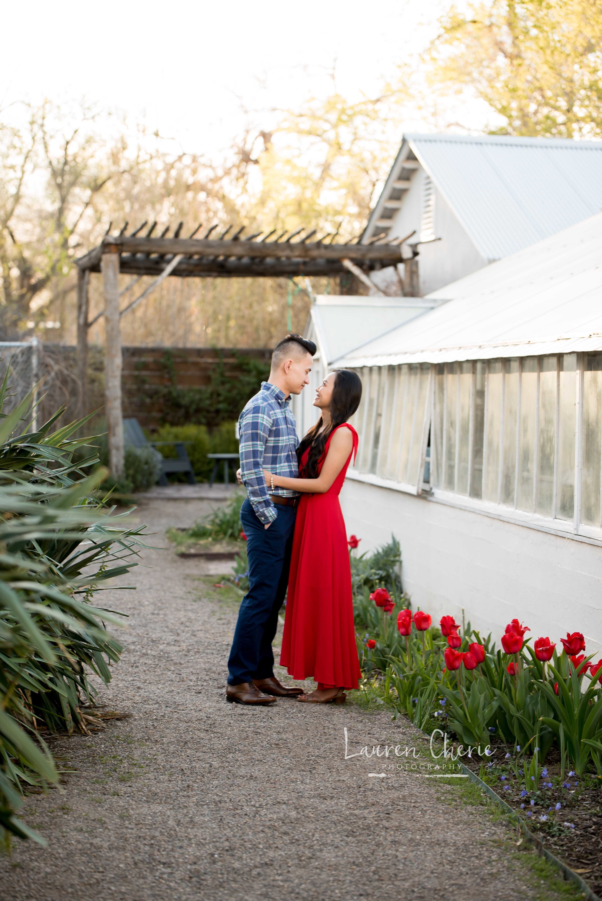 Engagement Photographer 