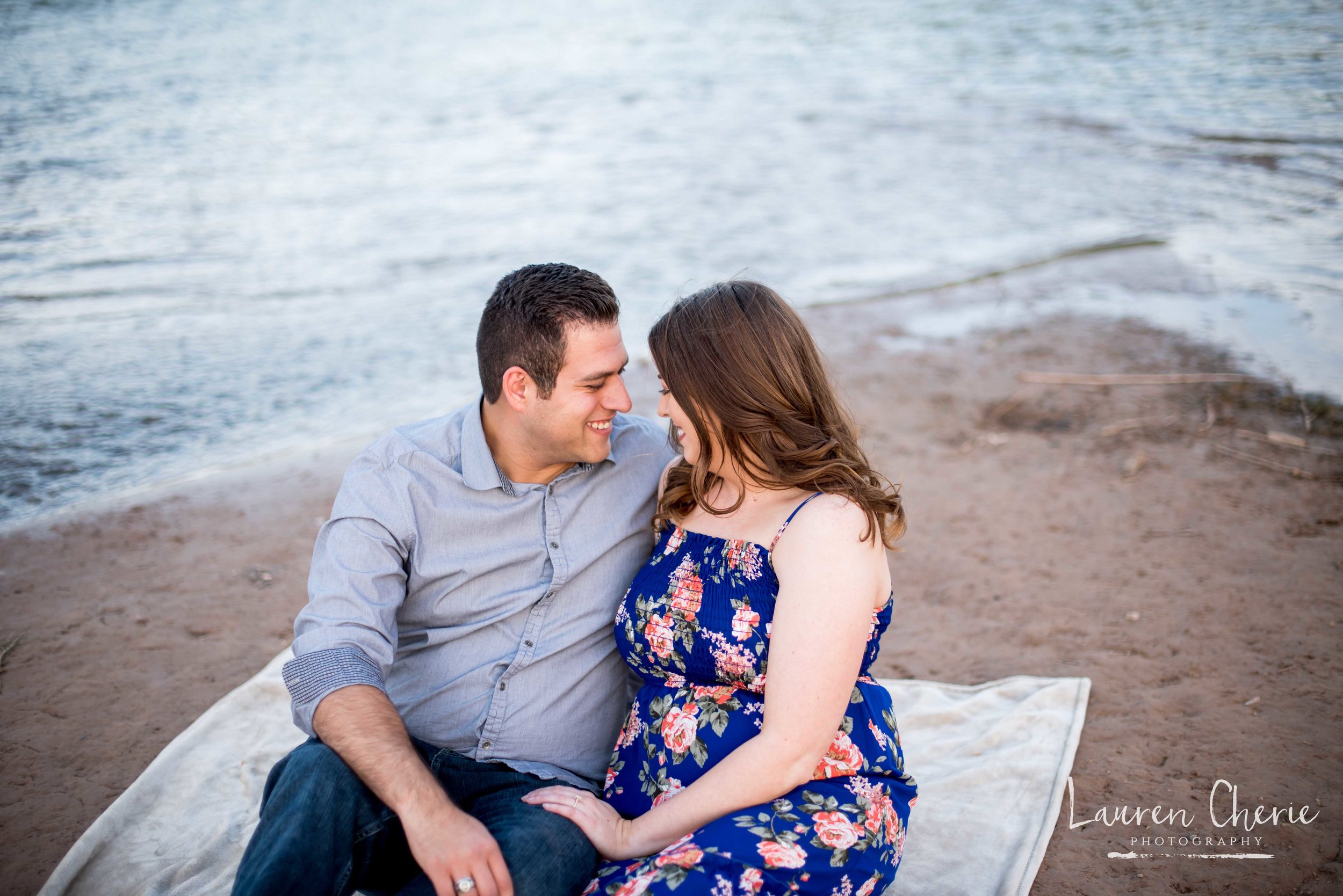 Engagement Photographer 