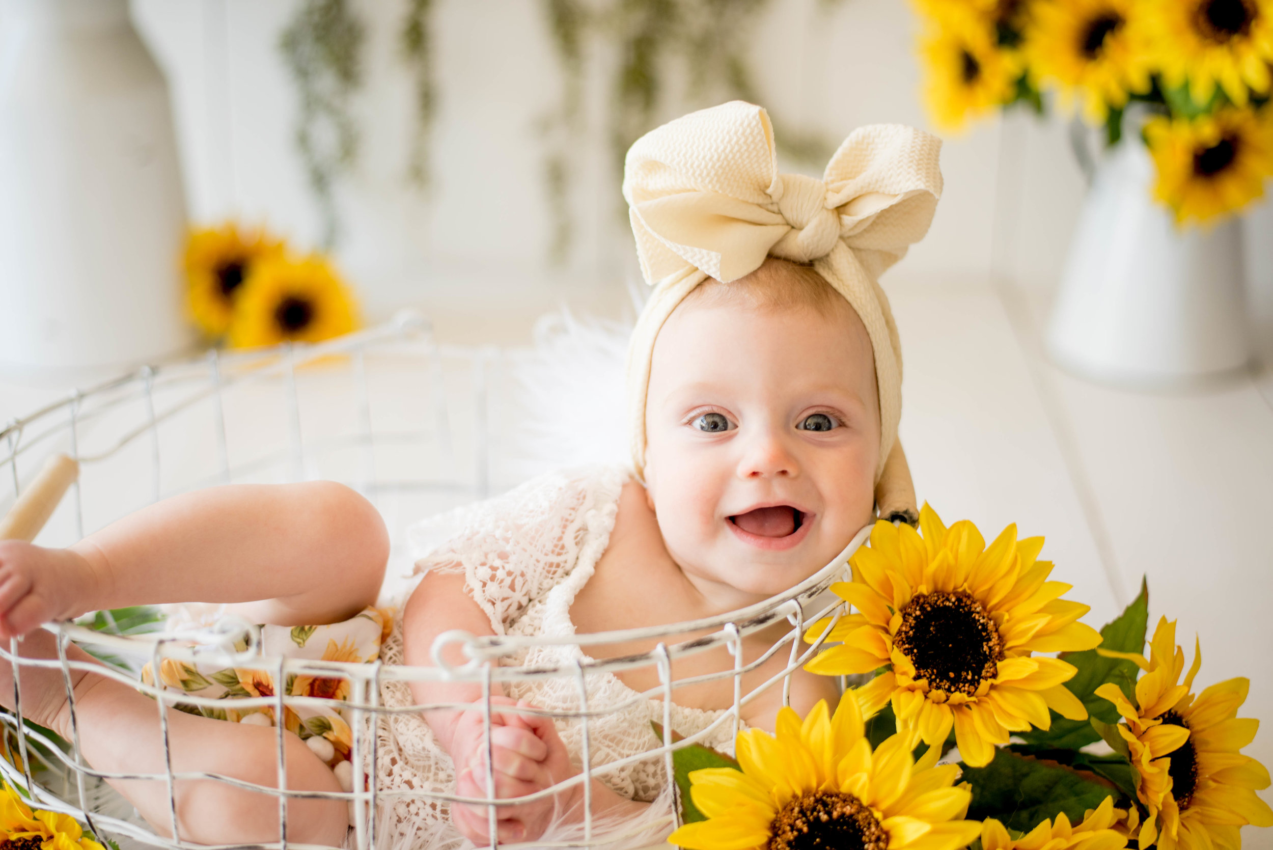 Get Baby Girl Sunflower Photoshoot | Lauren Cherie Photography