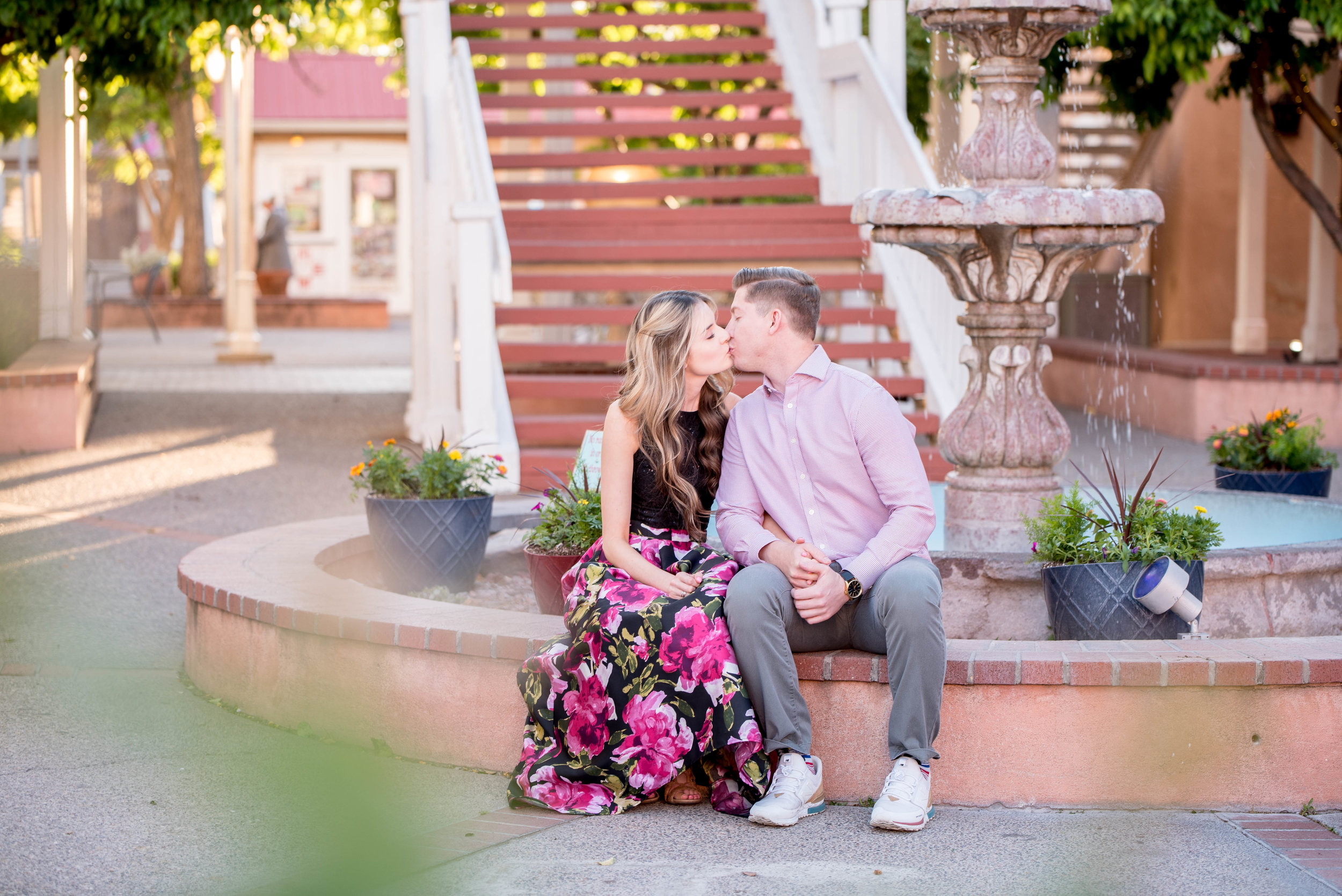 Old Town Engagement Photoshoot 