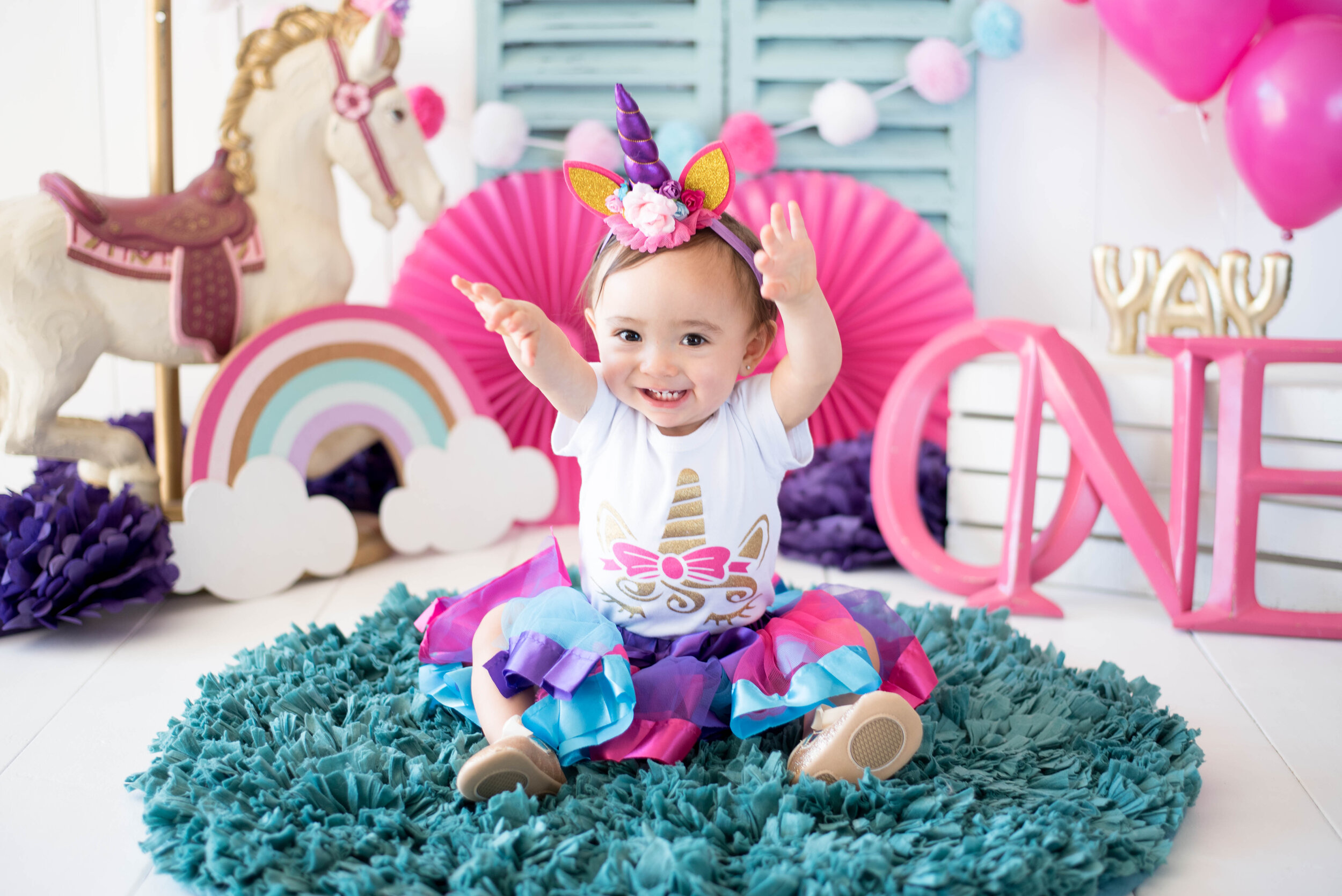 Cake smash photography London - Beautiful photos for your little ones