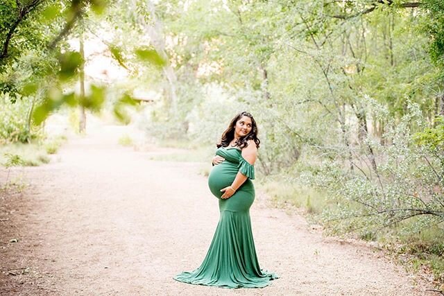 Such a beautiful maternity session for this beautiful momma!