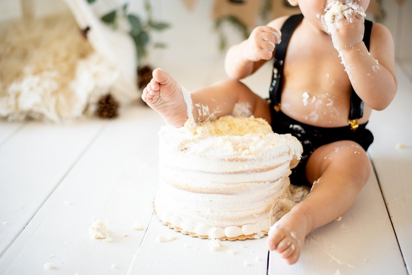 Now Booking Cake Smash sessions through June.⁠
⁠
⁠
.⁠
.⁠
.⁠
.⁠
.⁠
#laurencheriephotogrpahy #albuquerquephotographer #newmexicophotographer #santafephotographer #rioranchophotographer #albuquerquechildrenphotographer #newmexicochildrenphotographer #sa