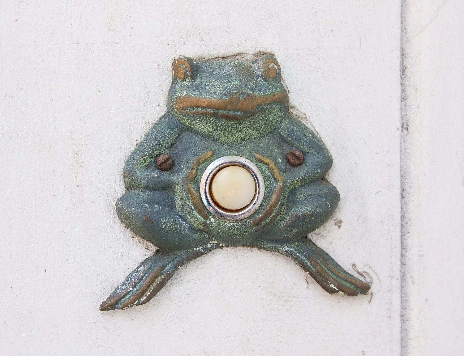 Frog Belly Button