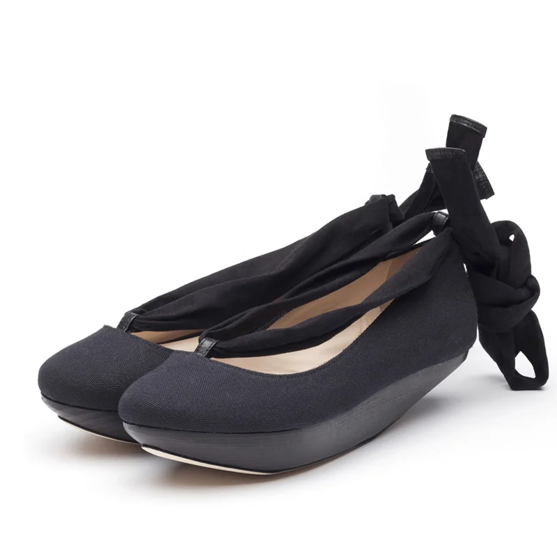 LF0100A1 Lyla Black Canvas Pair.jpg