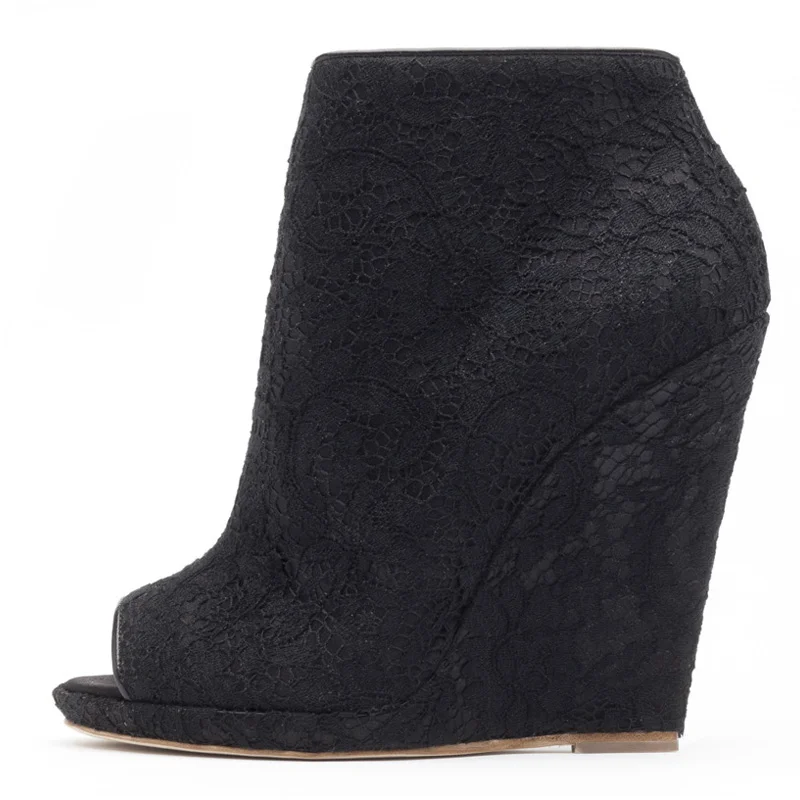 LF0015 ALYS Blk Lace SIDE.jpg
