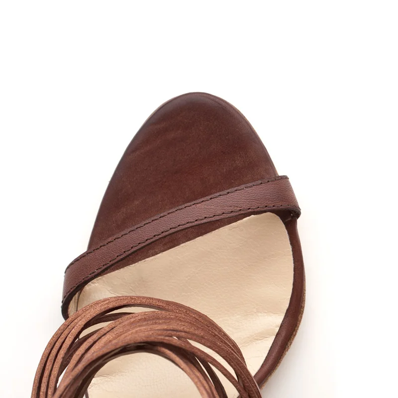 LF0018 Marrianne brown elbamat toe.jpg