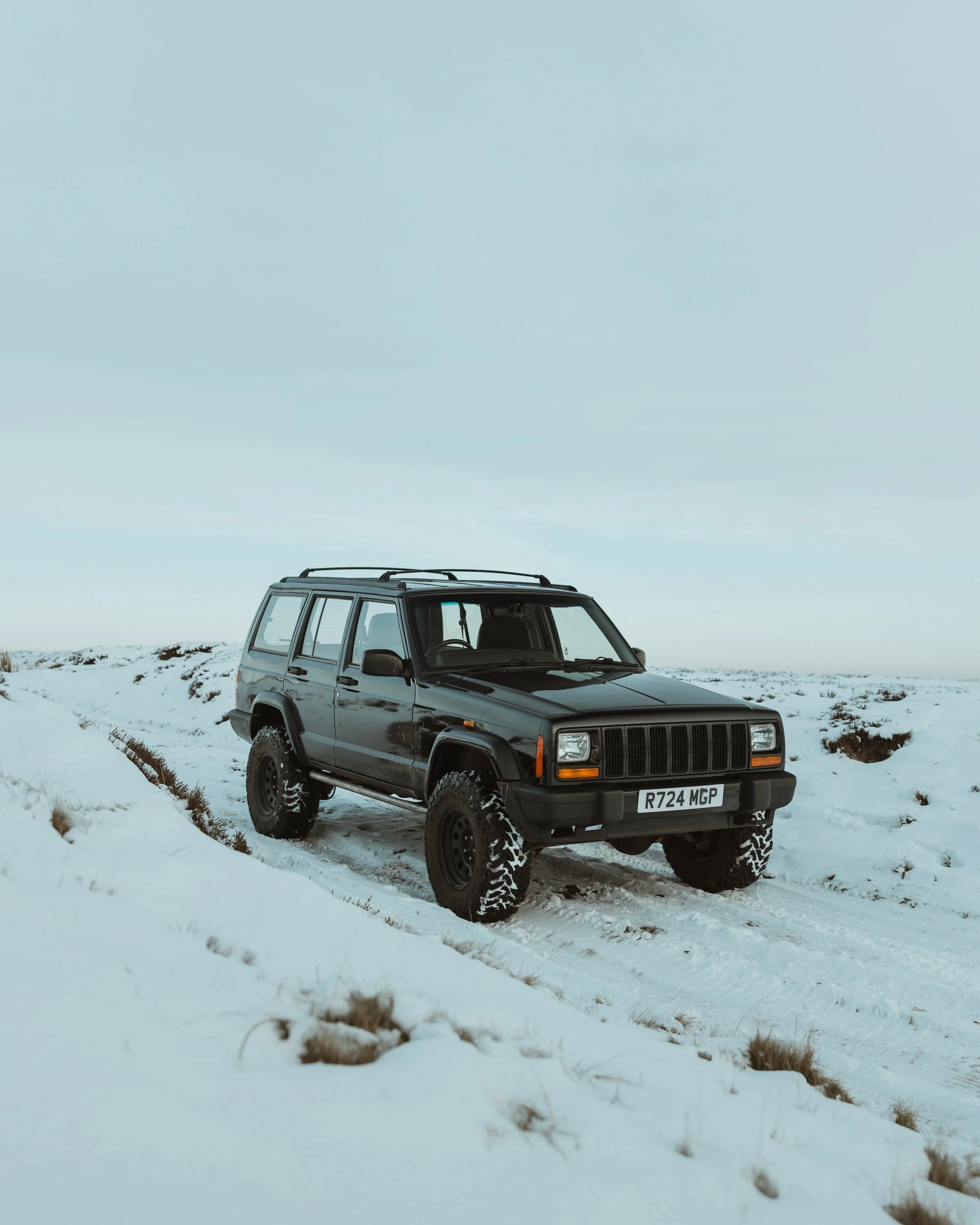 Snow XJ driving 

#jeep #cherokee #jeepcherokeexj #4x4 #snow