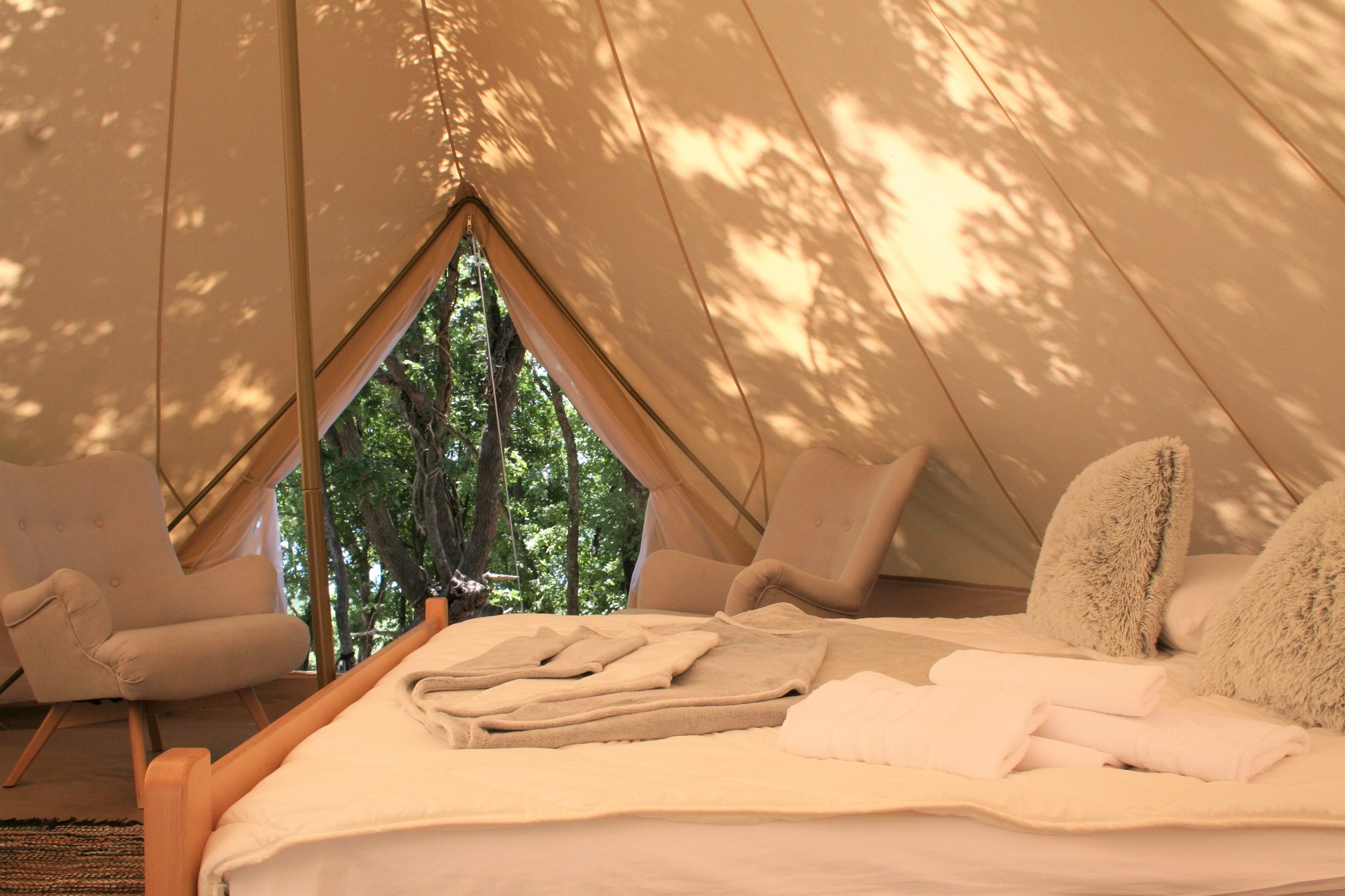 Glamping tent 2 double bed 2.JPG