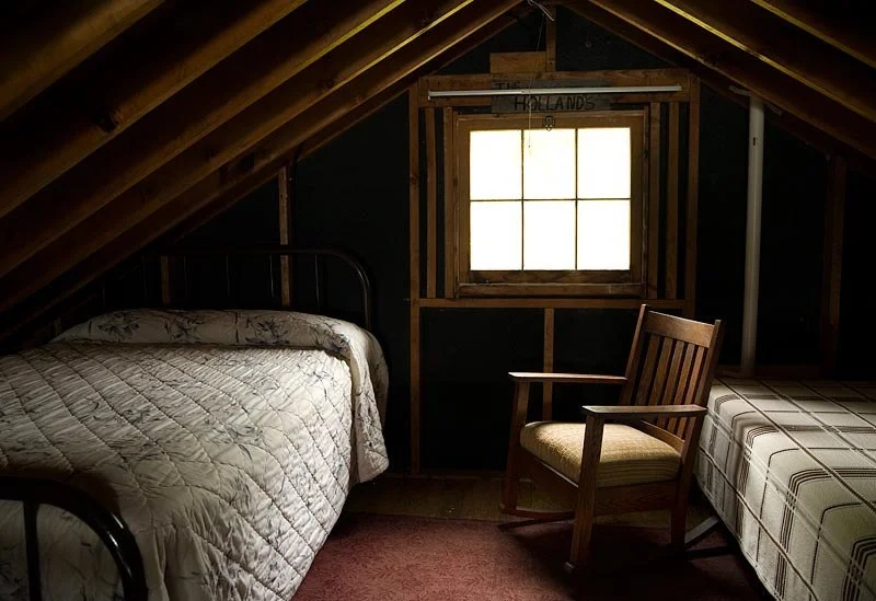 nester's-bedroom.jpg