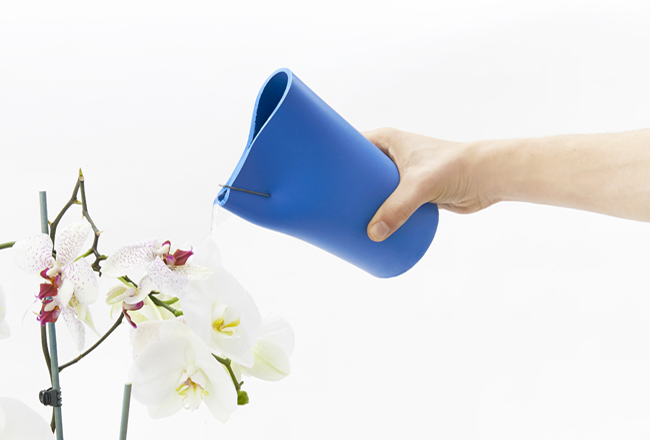 Mizu, watering can
